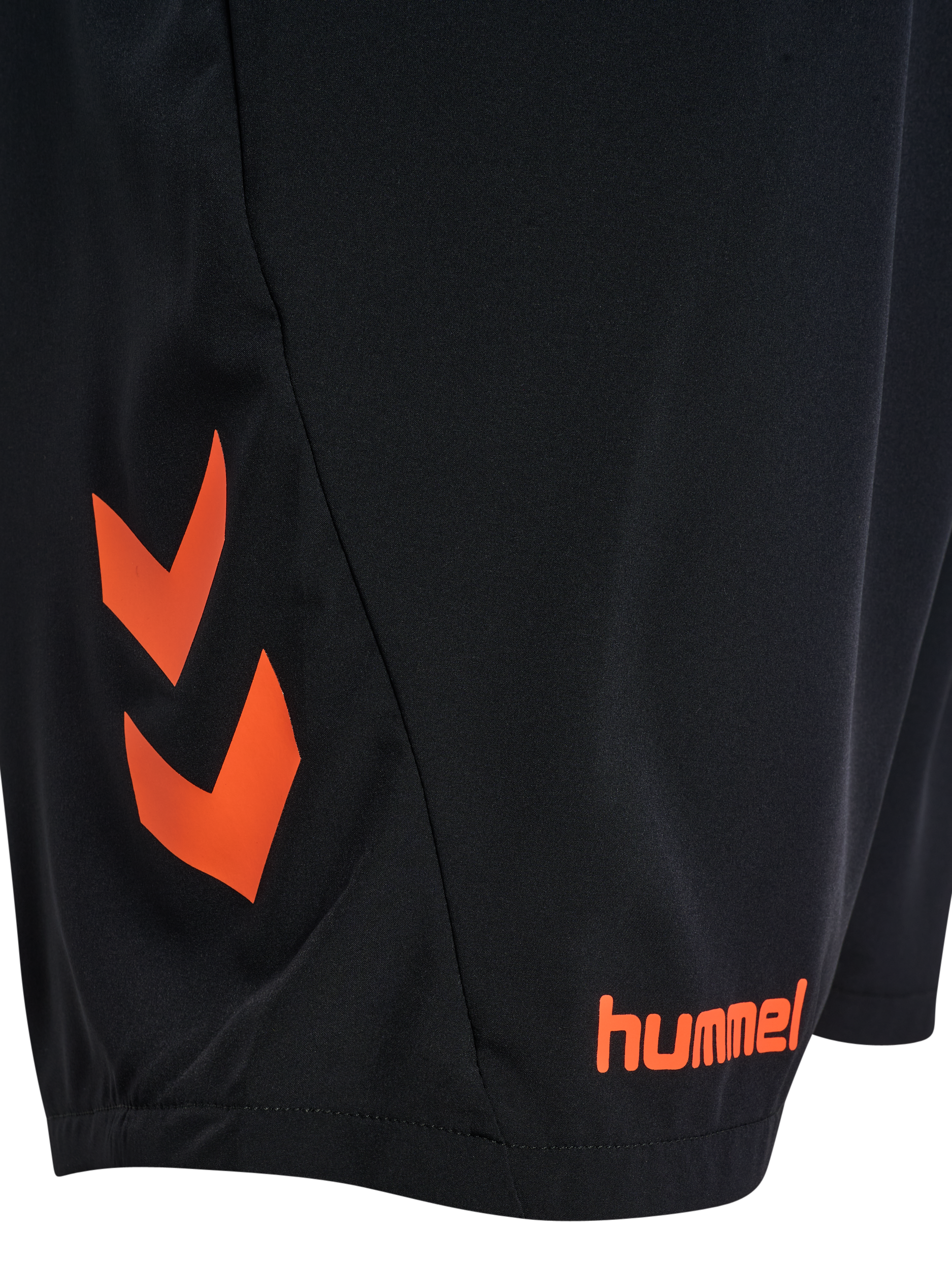 hummel Trainingsshorts »HMLBLAZE PRO TRAINING SHORTS«, (1 tlg.)