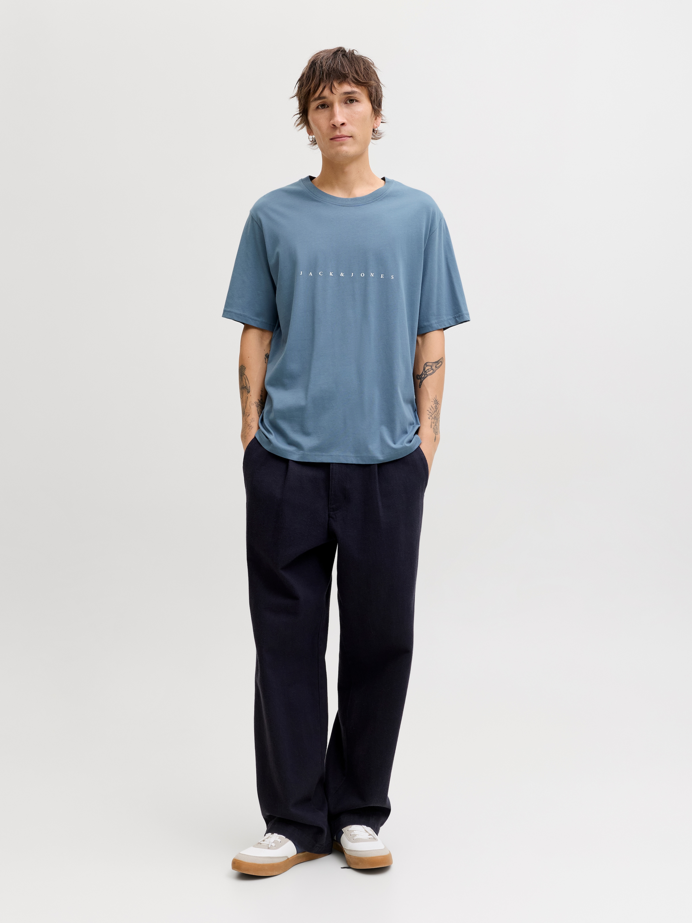Jack & Jones Rundhalsshirt »JJESTAR mit Pigmentprint und Baumwollgefühl« Baumwolle, relaxed fit
