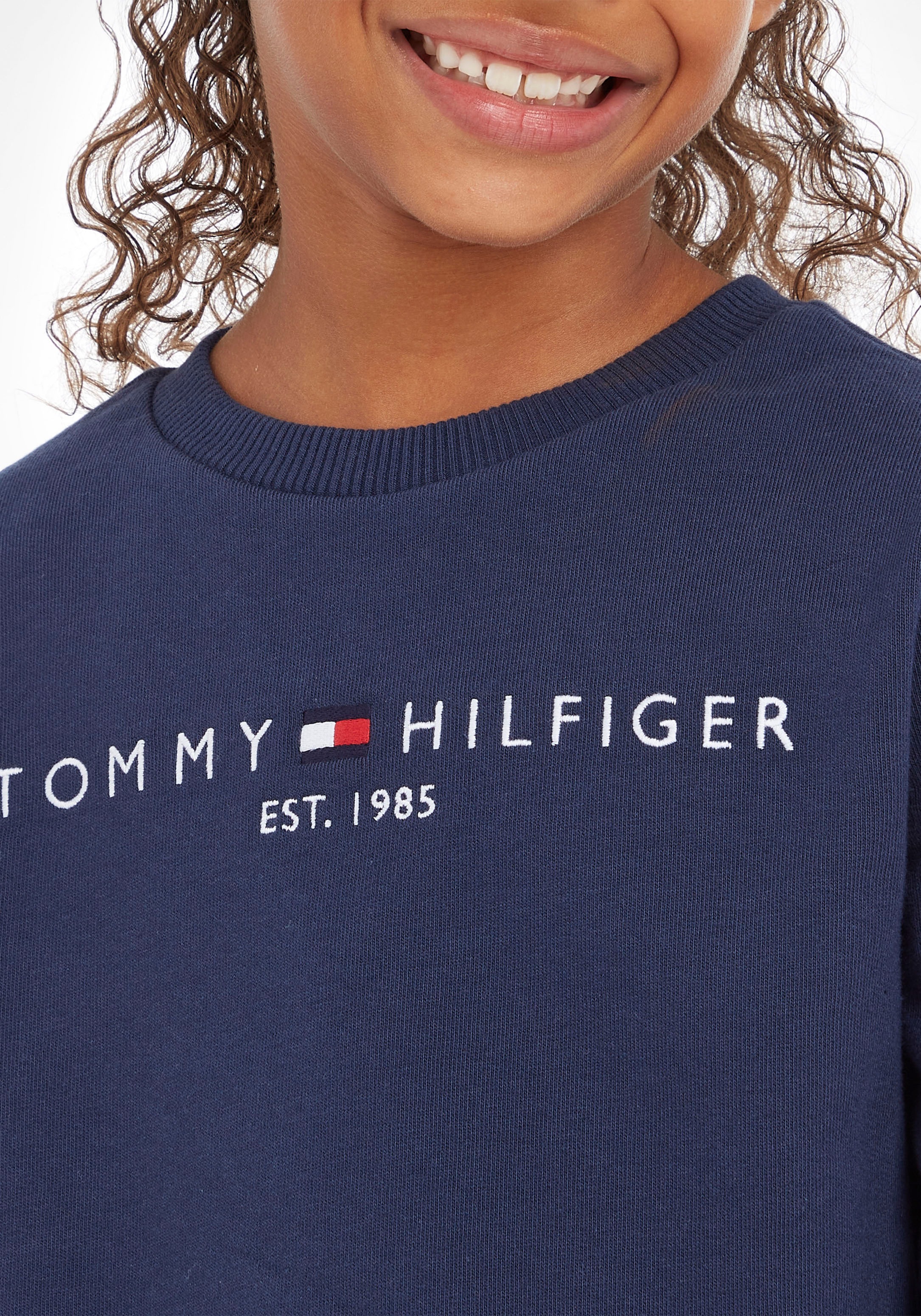 Tommy Hilfiger Sweatshirt für ♕ Jungen Mädchen und SWEATSHIRT«, bei »ESSENTIAL