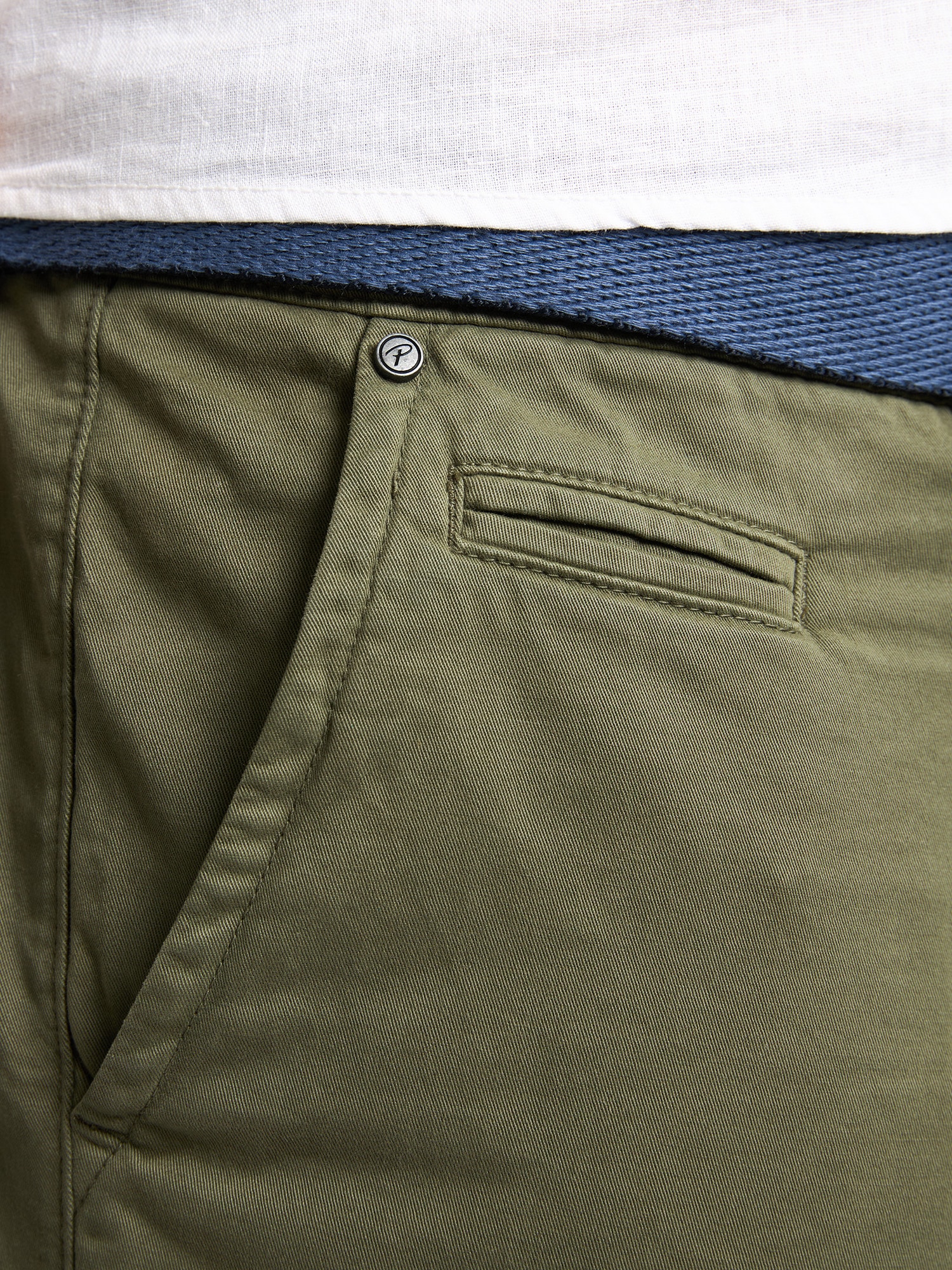 Petrol Industries Chinoshorts, mit Gürtel