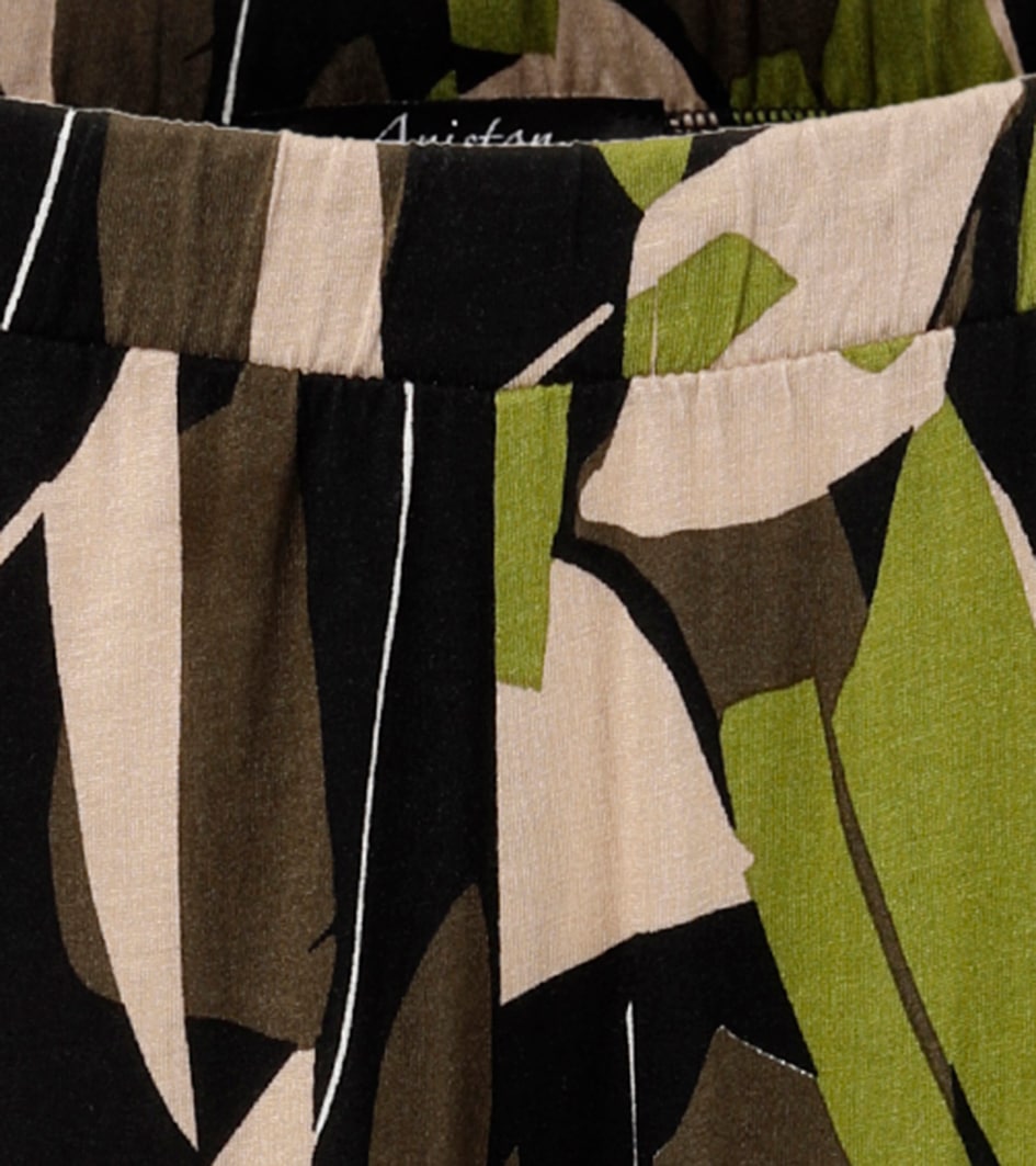 Aniston SELECTED Schlupfhose, mit trendigen Allover-Print
