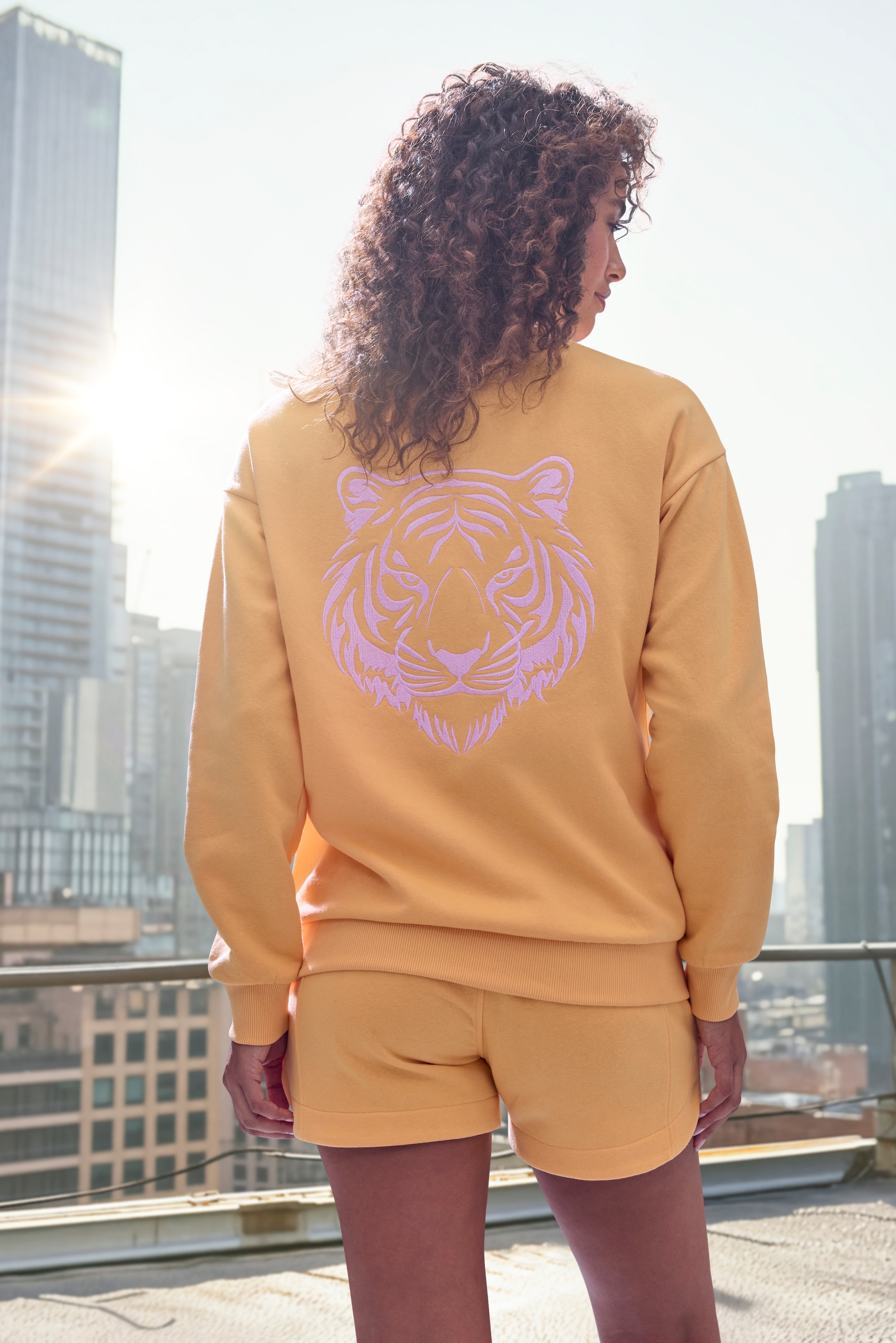 Buffalo Sweatshorts, mit kleiner Logostickerei