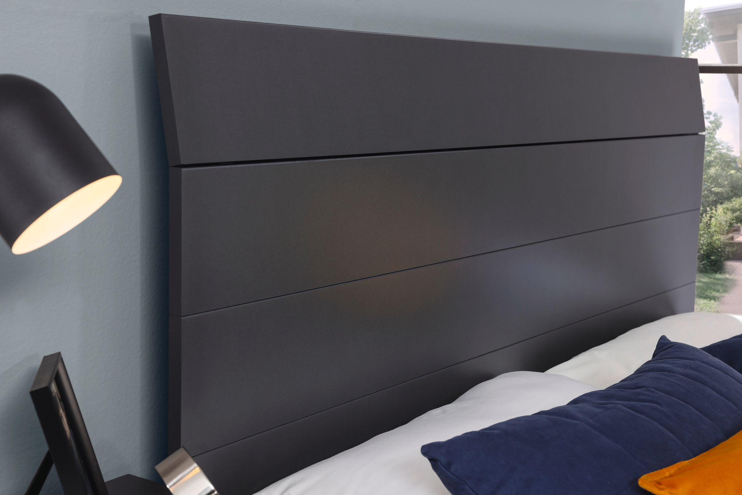 rauch Futonbett »Bett Doppelbett Holzbett AGORDO«, mit hohem Kopfteil und schwebender Optik MADE IN GERMANY