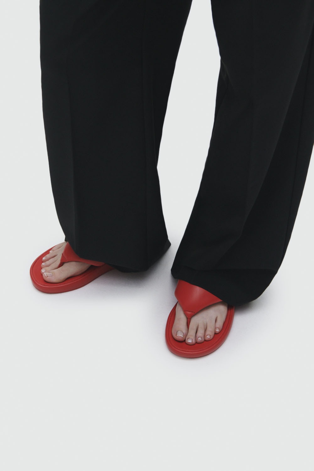 Fitflop Zehentrenner »iQUSHION D-LUXE«, Flats, Slides, Sandale mit weichem Zehensteg