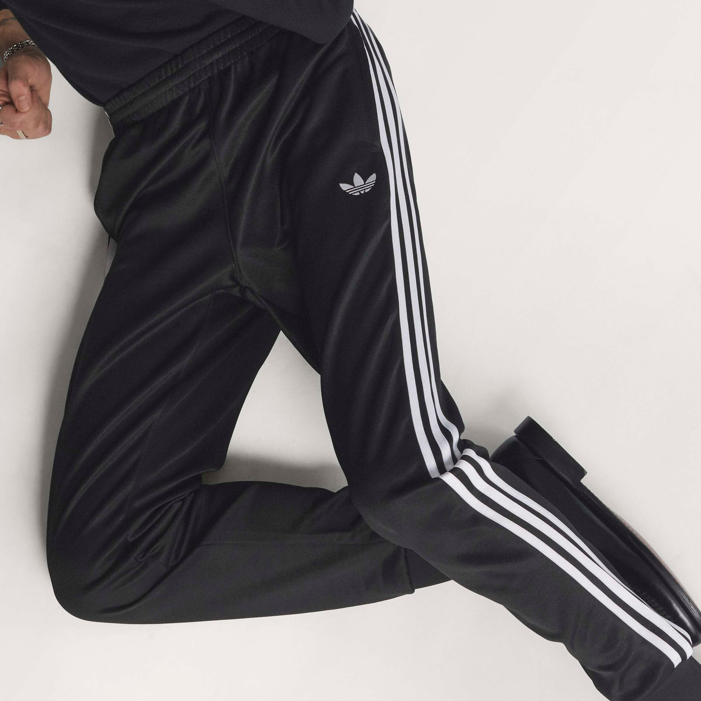 adidas Originals Sporthose »SST TP«