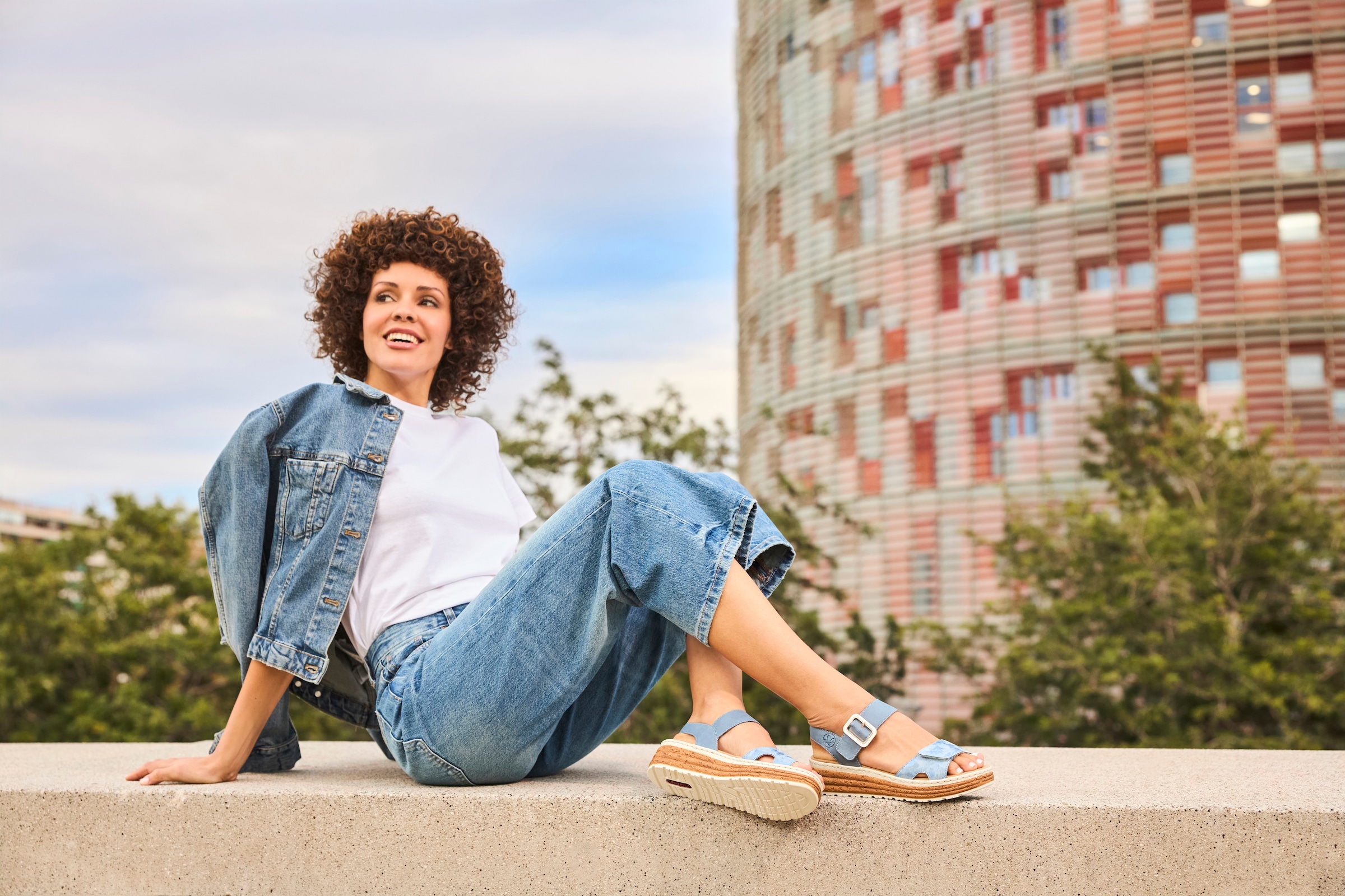 Rieker Plateausandale  Sandalette, Sommerschuh, Keilsandale mit praktischen Klettverschlüssen