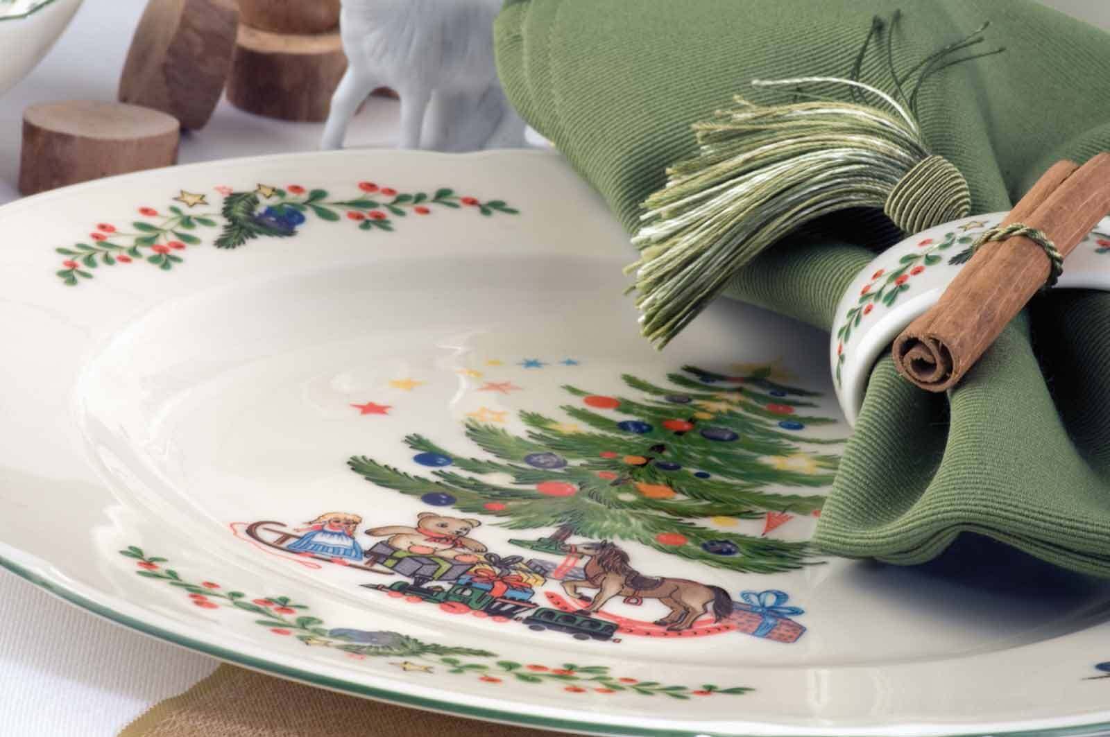 Seltmann Weiden Speiseteller »Speiseteller Marieluise Weihnachten ø 25,3 cm 6er Set weiß-grün« Spülmaschinengeeignet, Mikrowellengeeignet, Ofenfest, Salamandergeeignet, Kühlschrankgeeignet, Gefrierschrankgeeignet