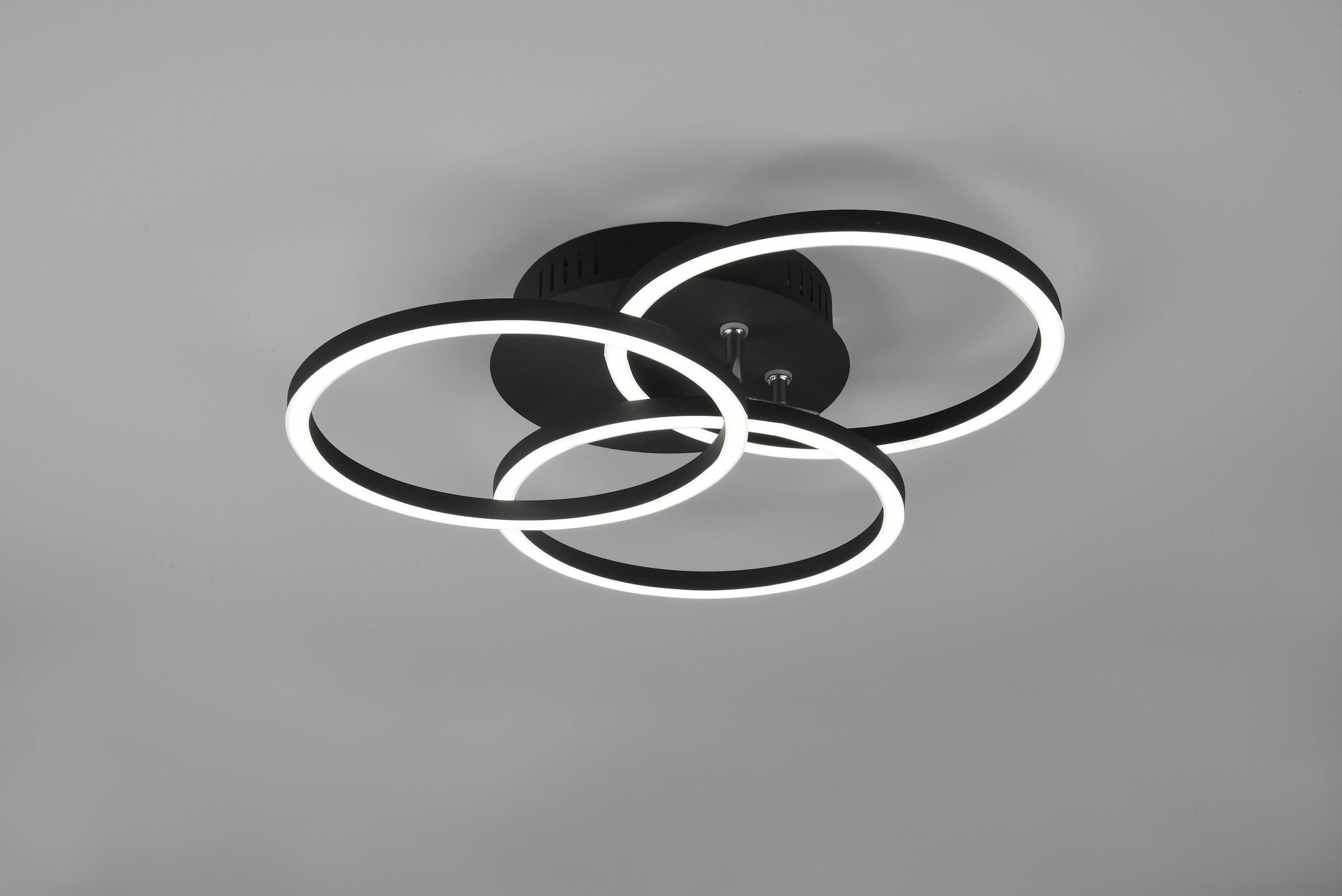 schwarz Jahren | XXL / Ringen 1 matt mit 3 Garantie Leuchten online »Circle«, TRIO Fernbedienung mit inkl. kaufen flammig-flammig, LED Deckenlampe Deckenleuchte schwenkbaren