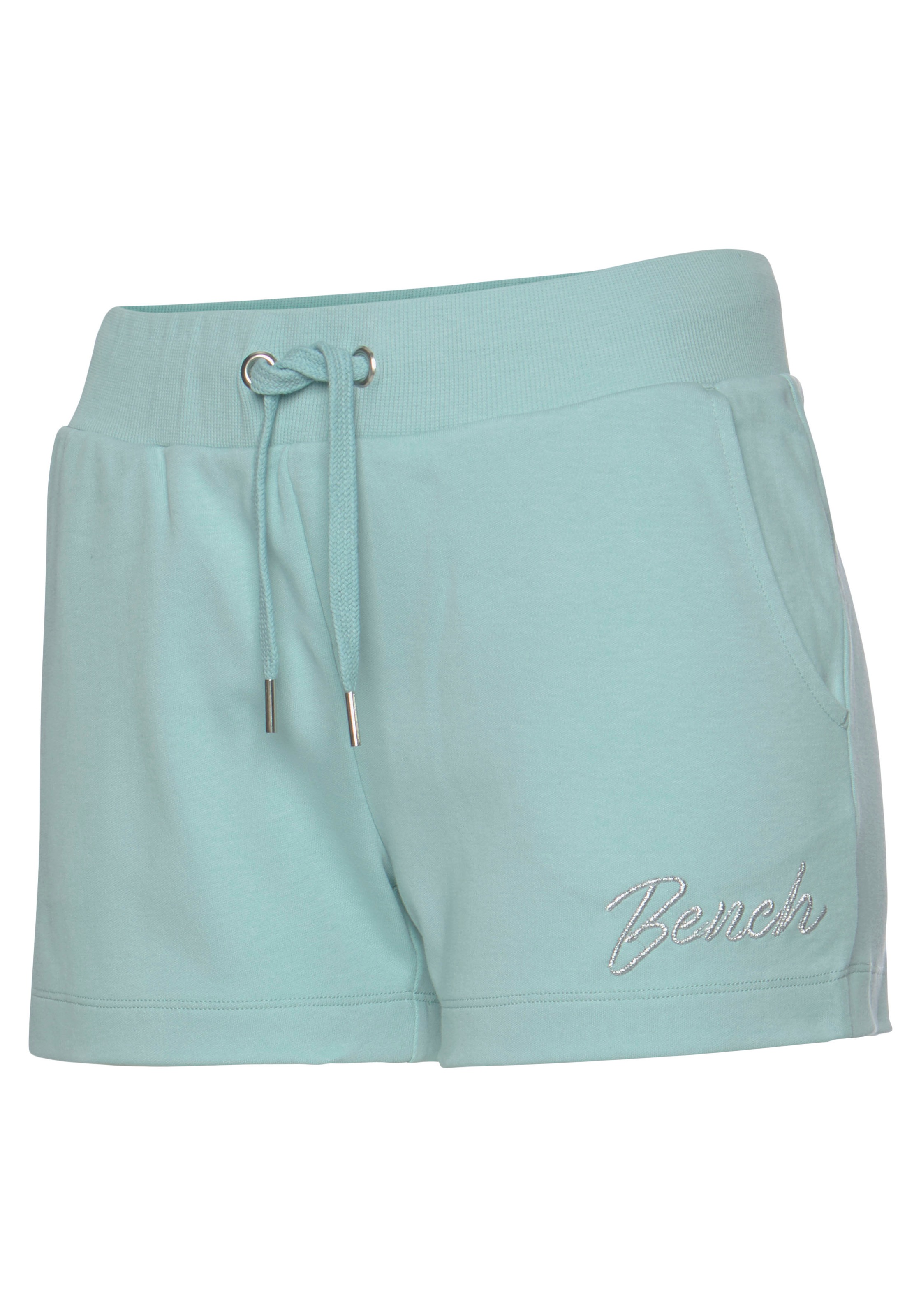 Bench. Loungewear Sweatshorts, mit glänzender Logostickerei, Loungewear, Loungeanzug
