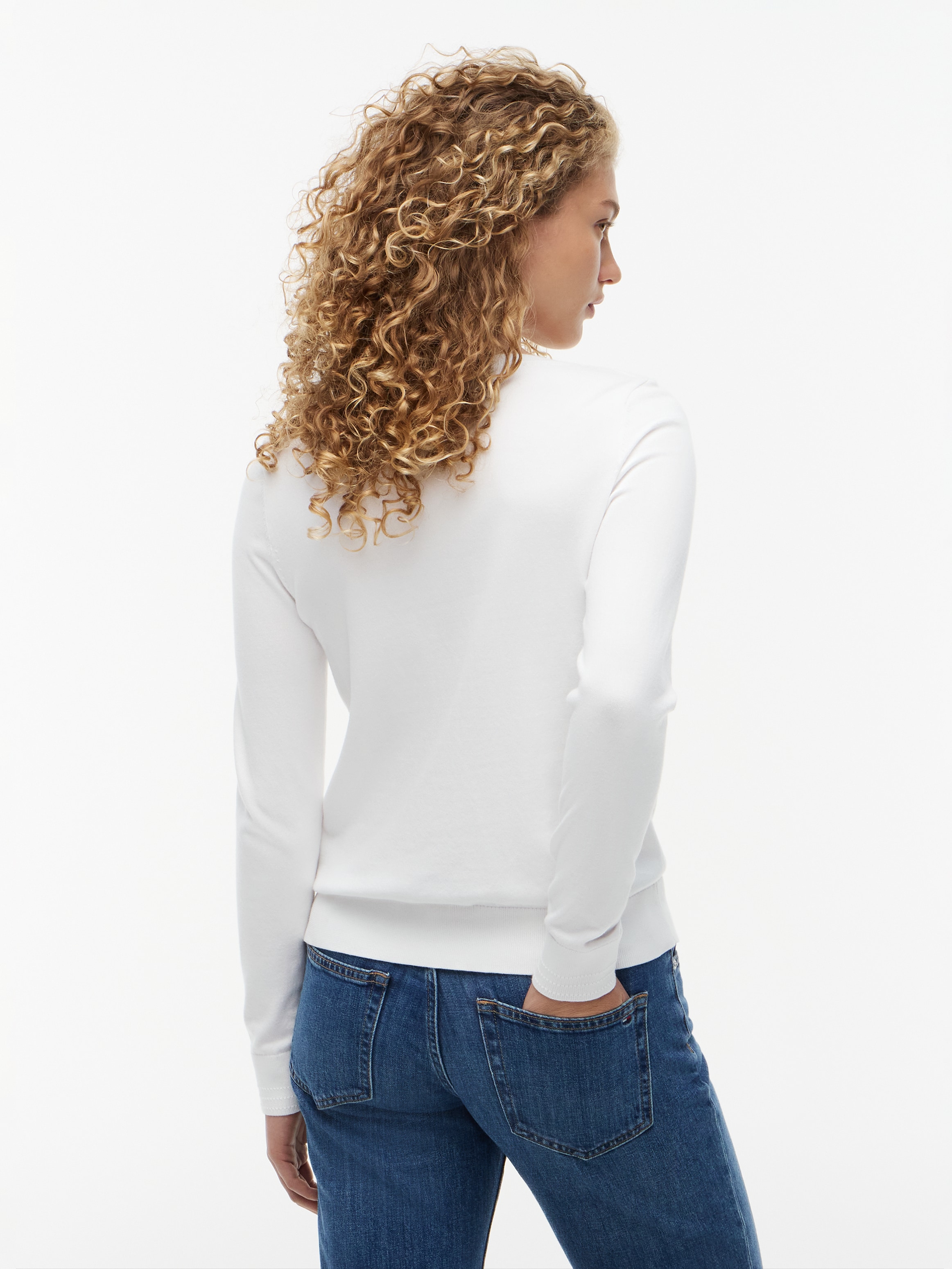 Tommy Hilfiger Strickpullover »CO JERSEY STITCH V-NECK SWEATER« mit Tommy Hilfiger Logo-Flag, U-Boot-Ausschnitt