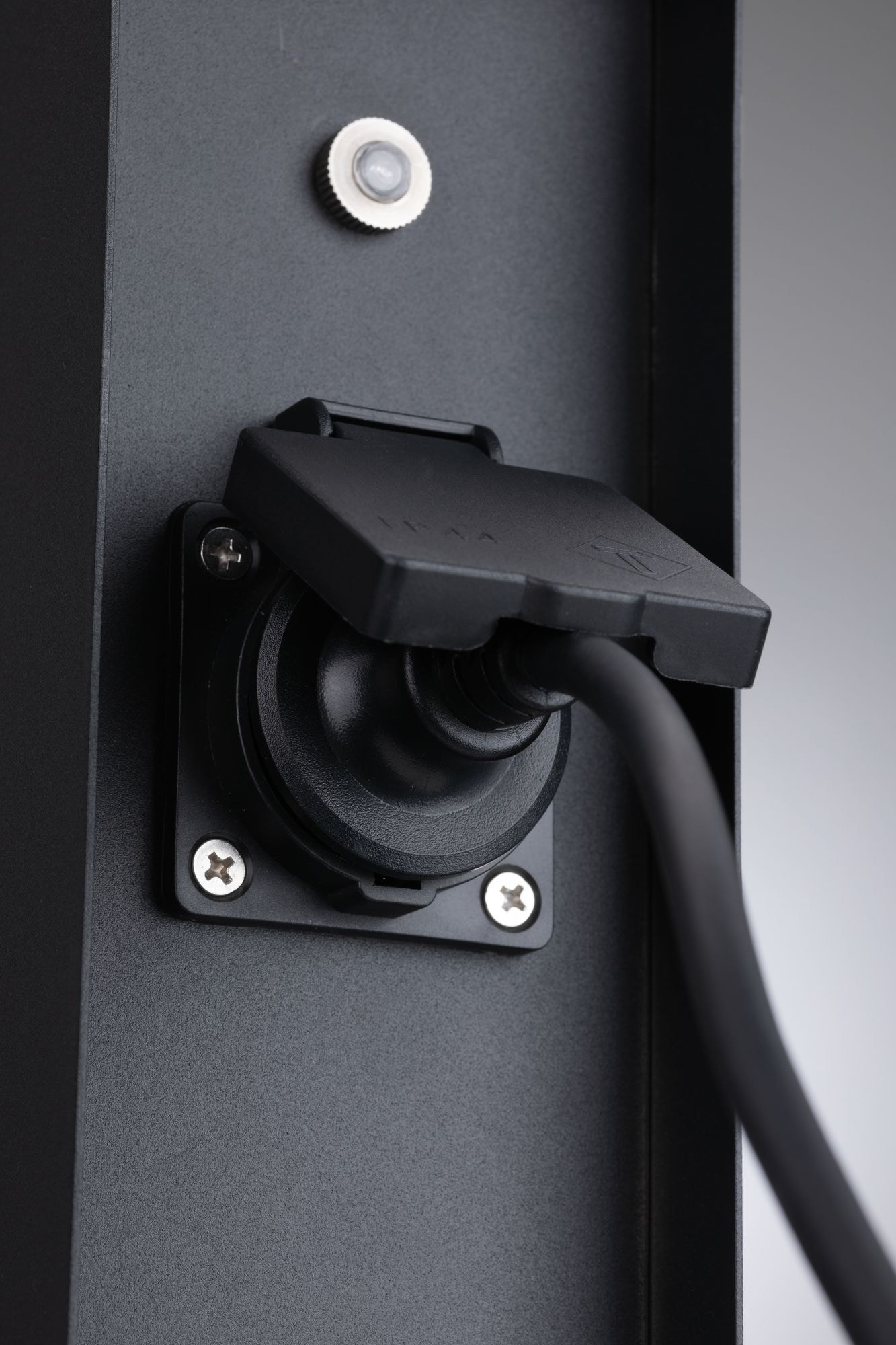 Paulmann Stromverteiler »Outdoor Steckdosensäule Rio« 1 Stk. tlg. eckig, 3-fach, mit Dämmerungsschalter, IP44