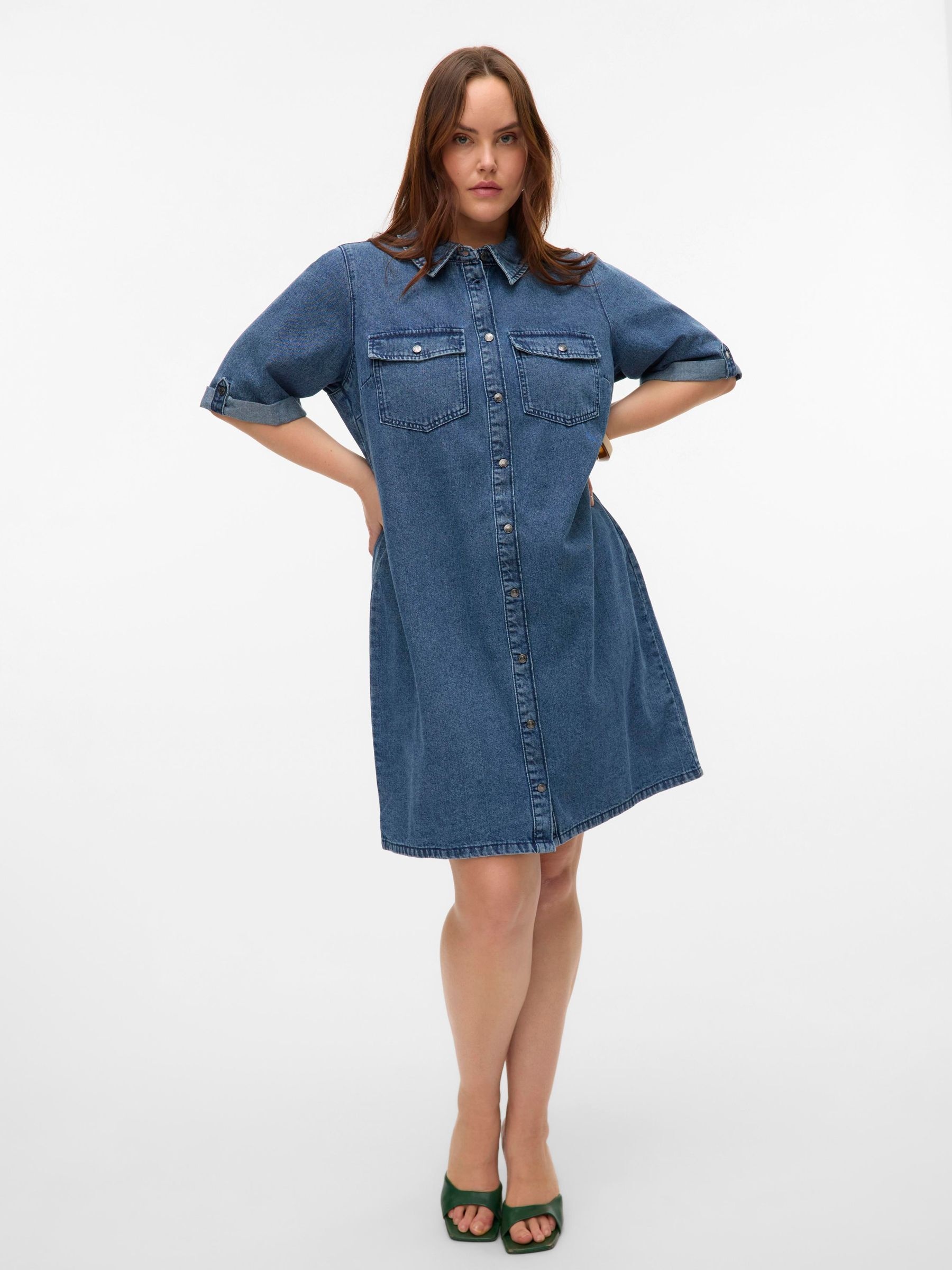 Vero Moda Curve Jeanskleid »VMCJENNIE SS SHORT DENIM DRESS GA CUR« Brusttaschen