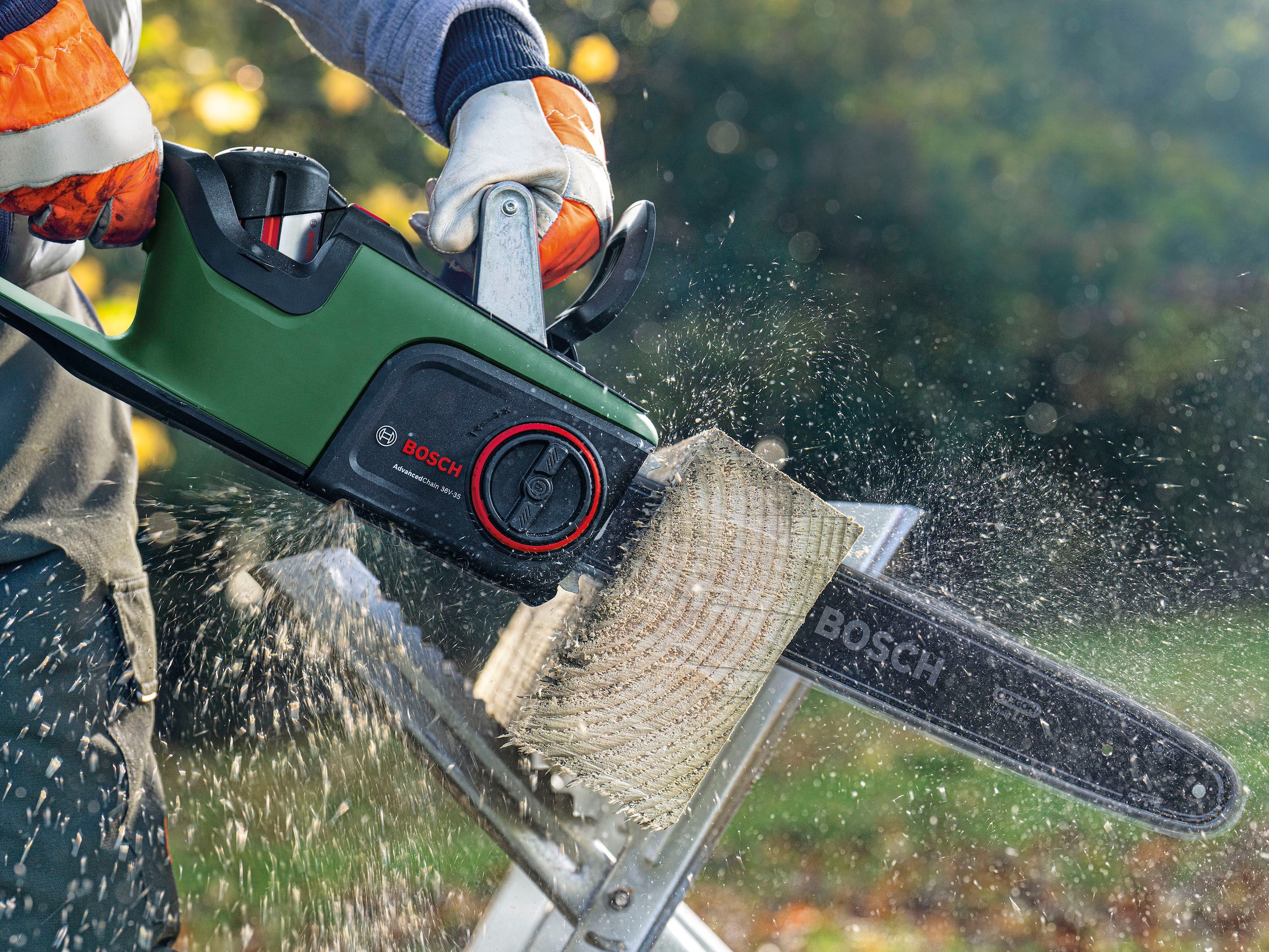 Bosch Home & Garden Akku-Kettensäge »AdvancedChain 36V-35-40«, mit Akku 36V/2,5 Ah und Ladegerät