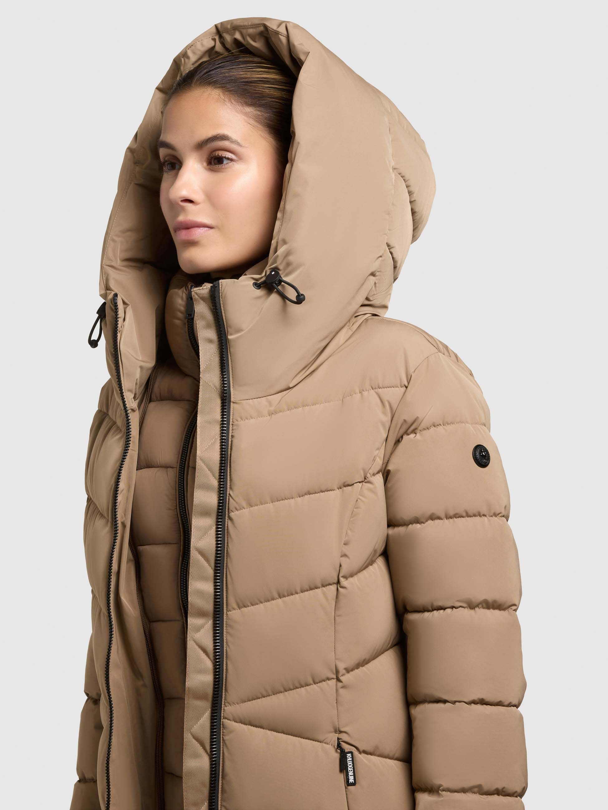 khujo Steppmantel »FISKA«, Kapuze mit elastischem Kordelzug
