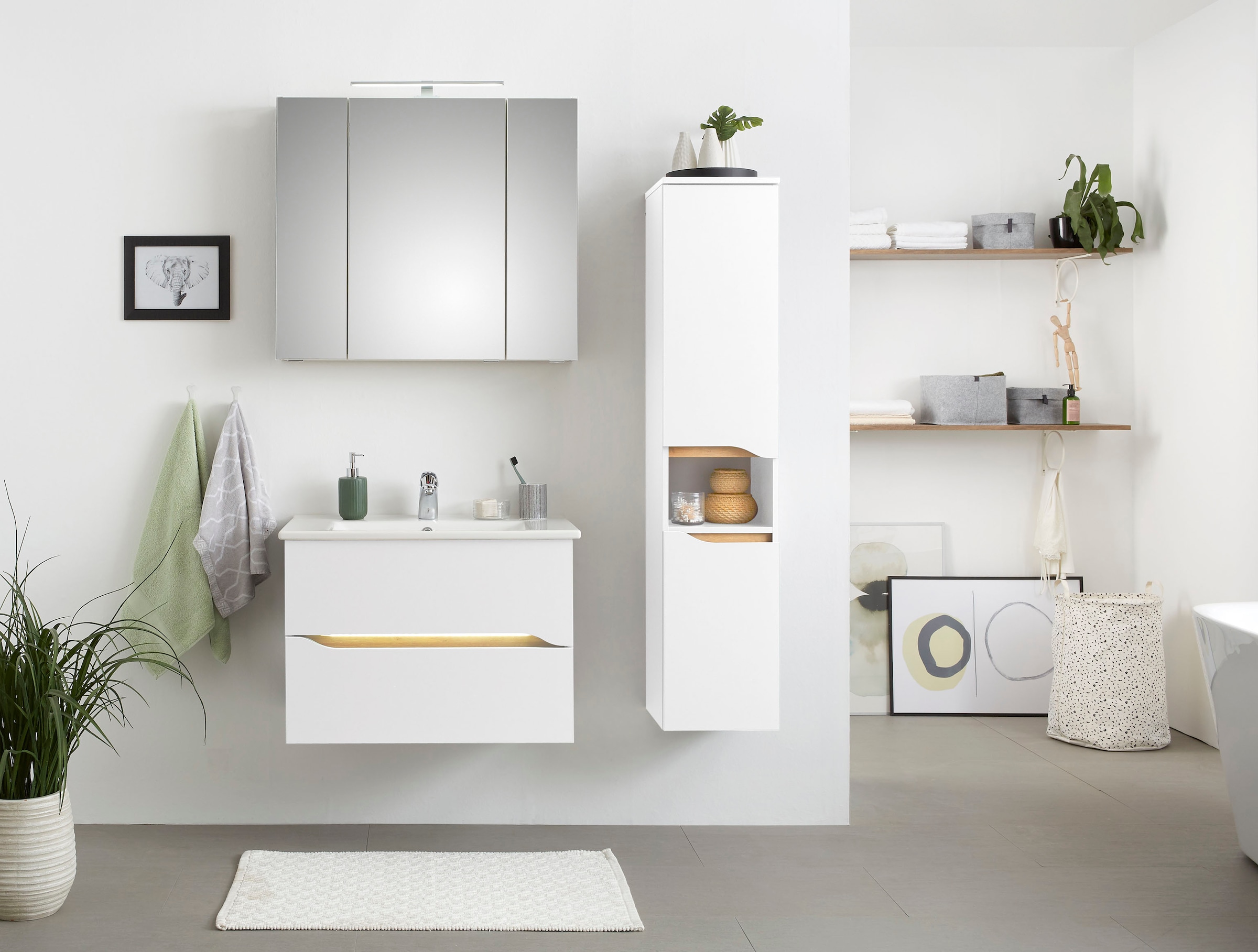 Saphir Badmöbel-Set »Quickset 3-teilig, Keramik-Waschtisch und LED-Spiegelschrank«, (5 St.), mit Midischrank, 2 Türen, 1 Nische, 2 Schubladen, inkl. Türdämpfer