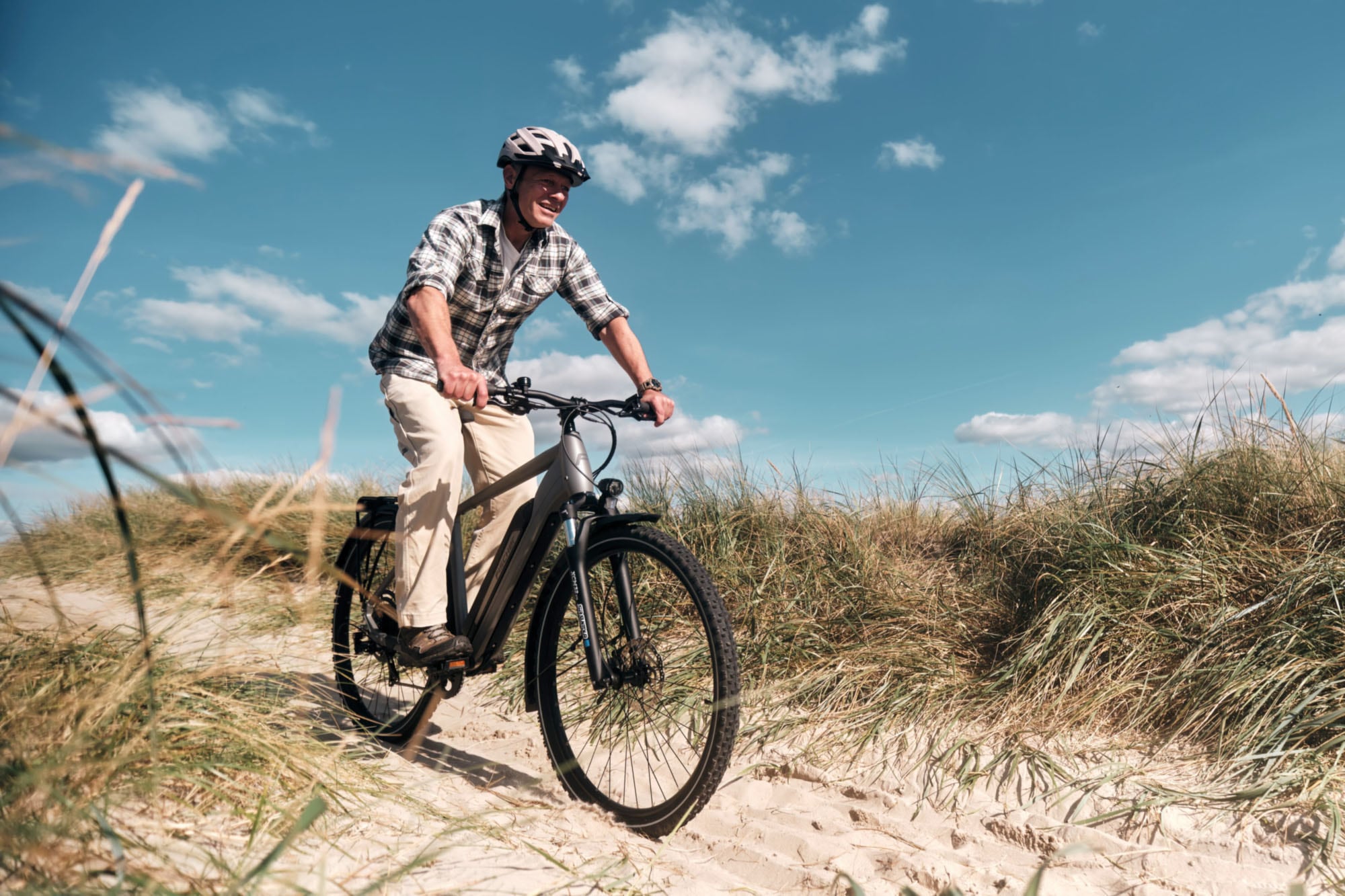 FISCHER Fahrrad »TERRA 2.2 688 55 ACTIVE« 8 Gang Shimano ACERA Schaltwerk Heckmotor mit Akku-Ladegerät | mit Werkzeug,  Pedelec, Elektrofahrrad für Damen und Herren