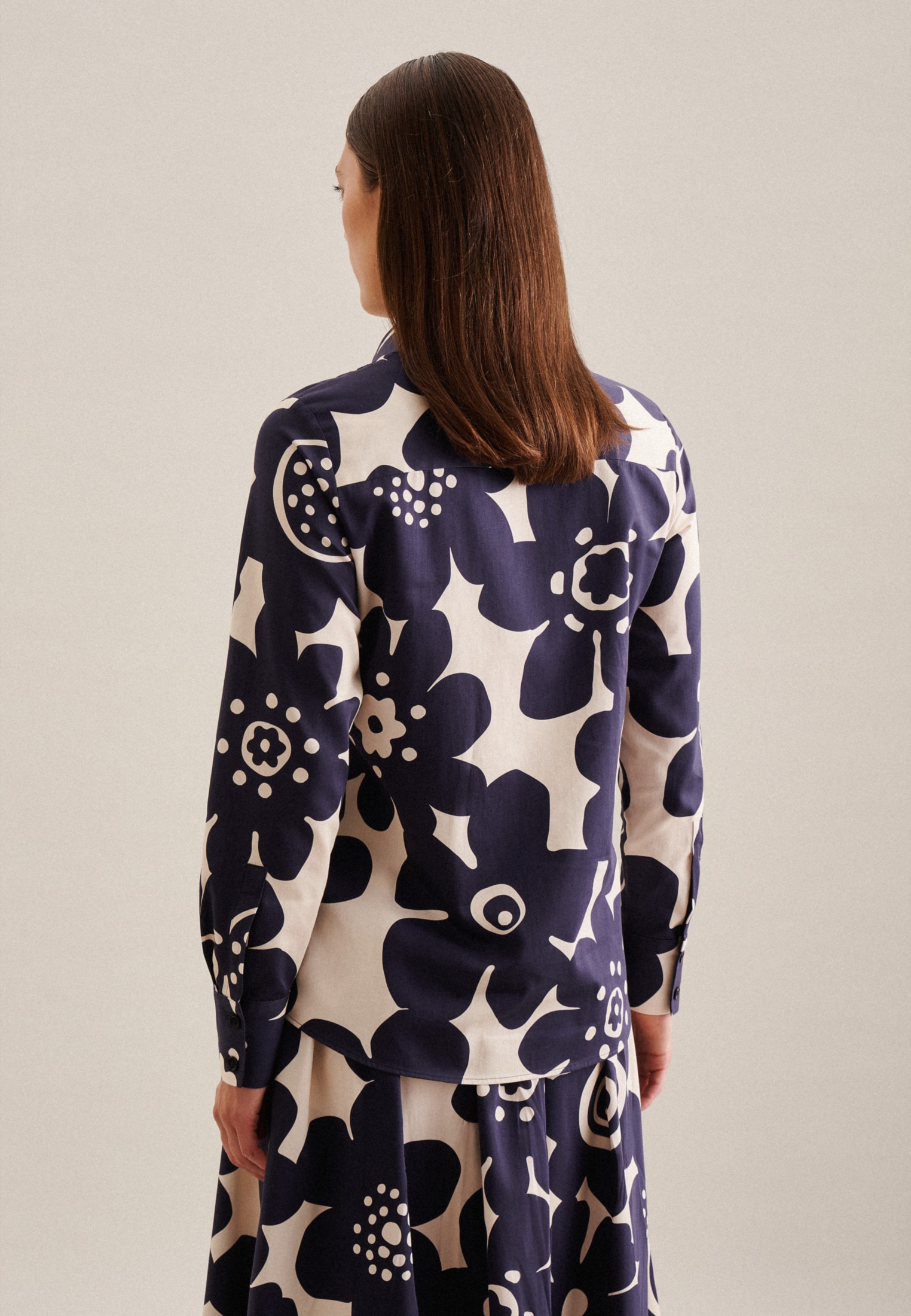 seidensticker Hemdbluse »Schwarze Rose«, Langarm Kragen Floral