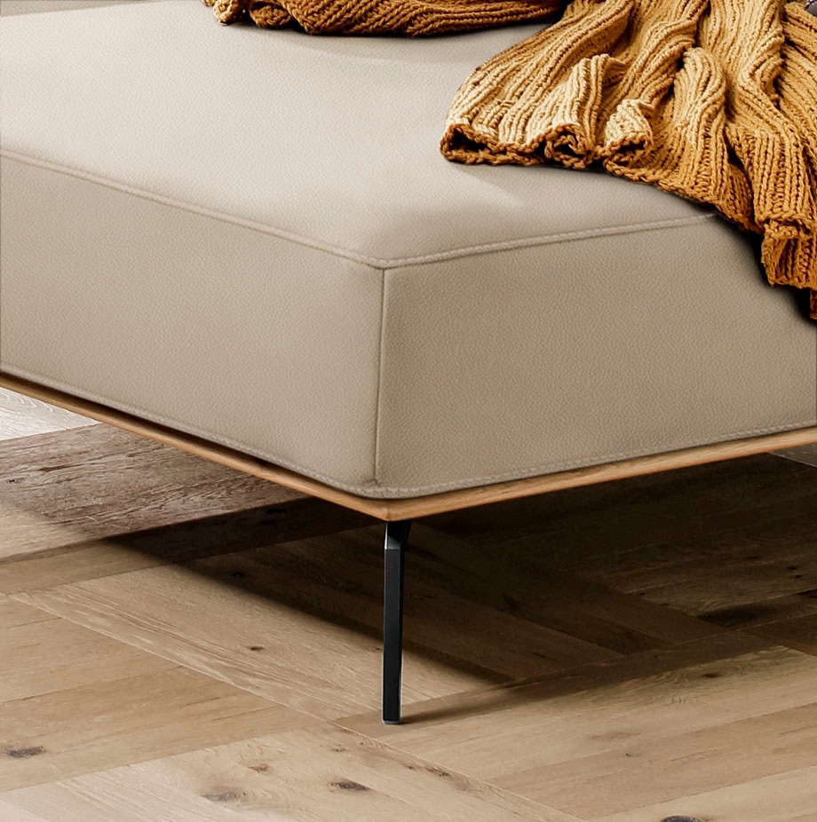 W.SCHILLIG Ecksofa »run, Designsofa mit tollem Sitzkomfort, bequem, L-Form«, mit Holzsockel, Füße in Schwarz pulverbeschichtet, Breite 279 cm