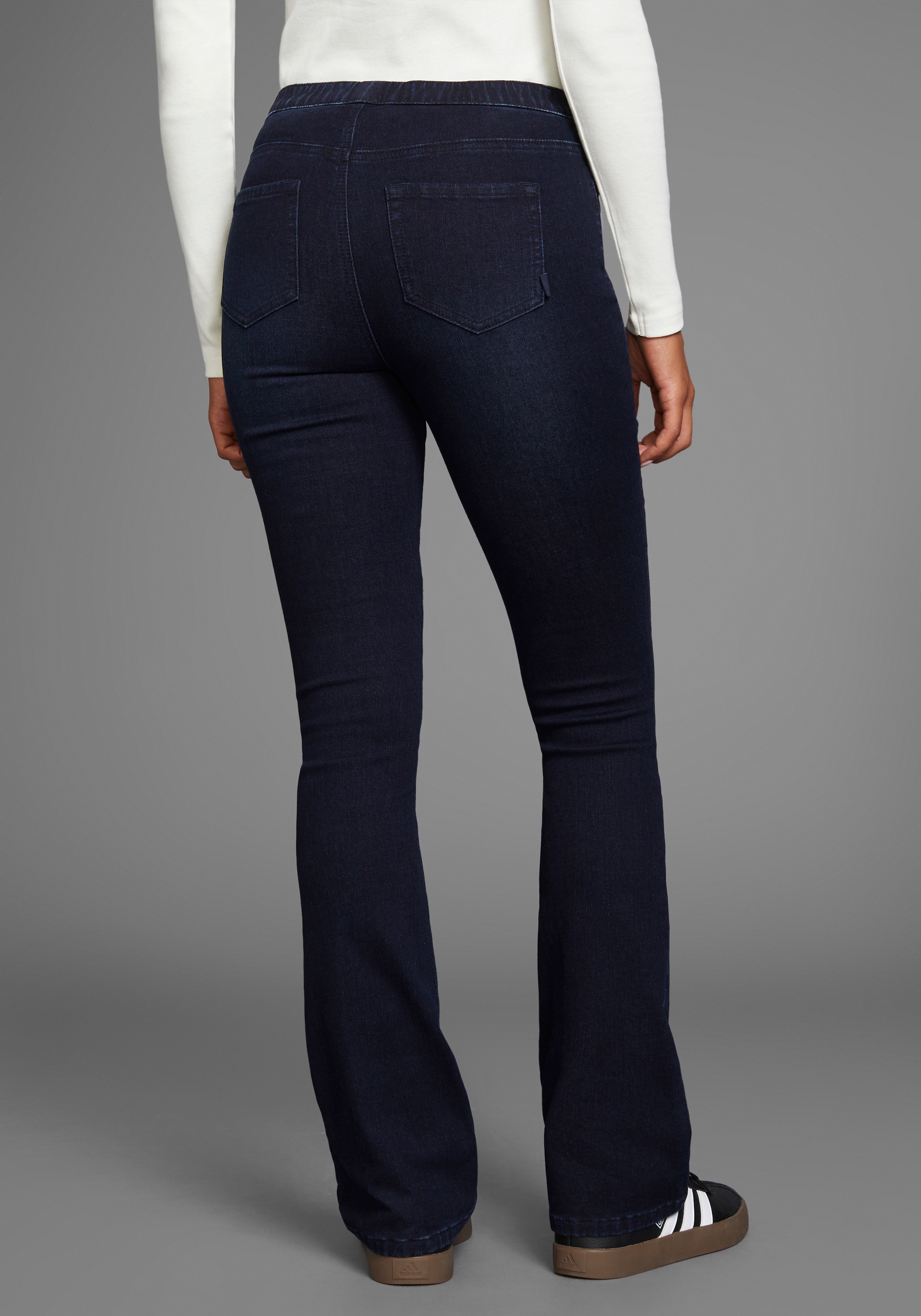 Arizona Jeansjeggings »Bootcut mit leichtem Thermo Effekt«, High Waist