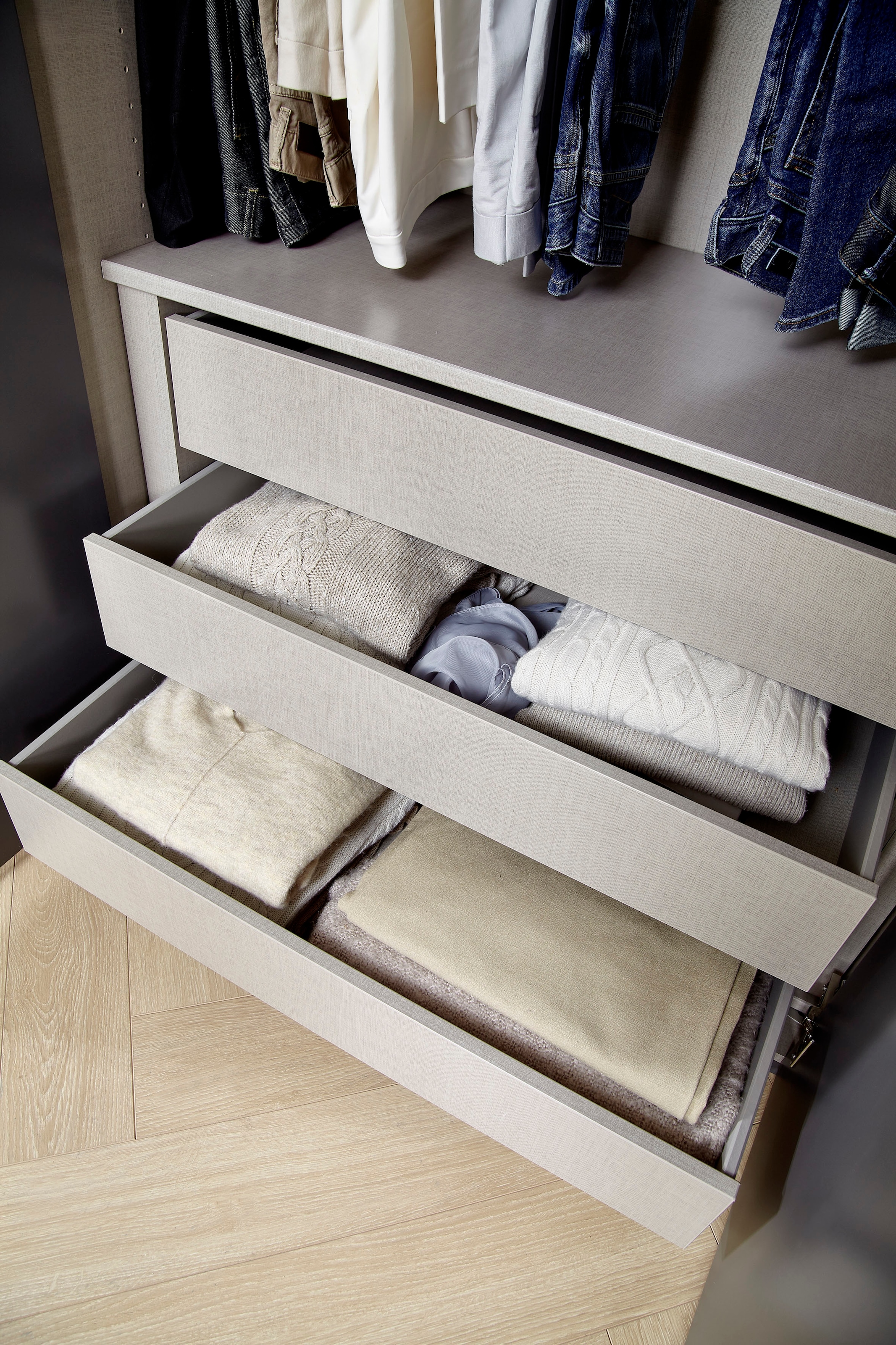 rauch Drehtürenschrank »Purisma« Kleiderschrank Schlafzimmerschrank Schrank, mit umfangreicher Innenausstattung
