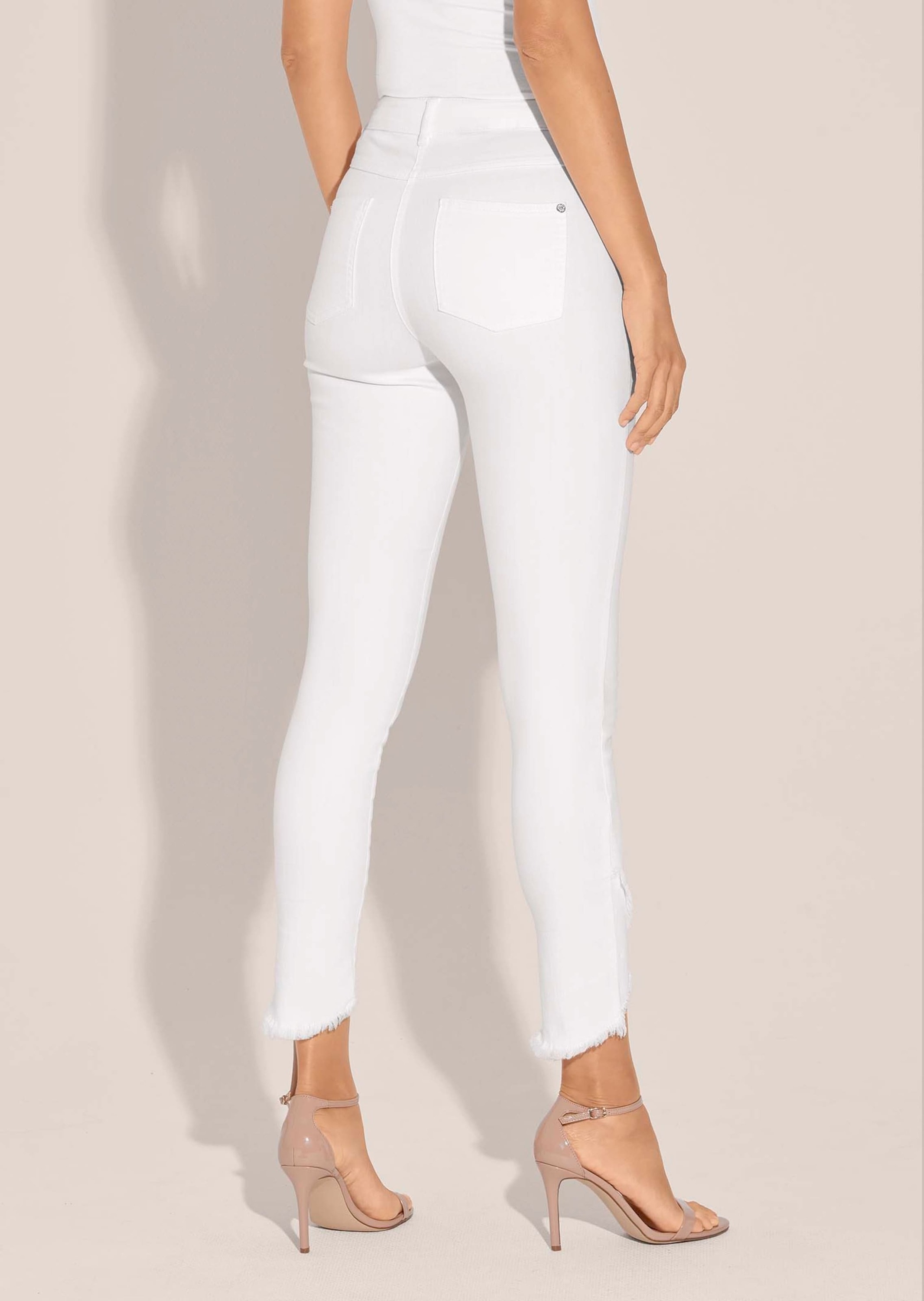 MADELEINE Regular-fit-Jeans »Jeans Schlanke Jeans mit Fransensaum«
