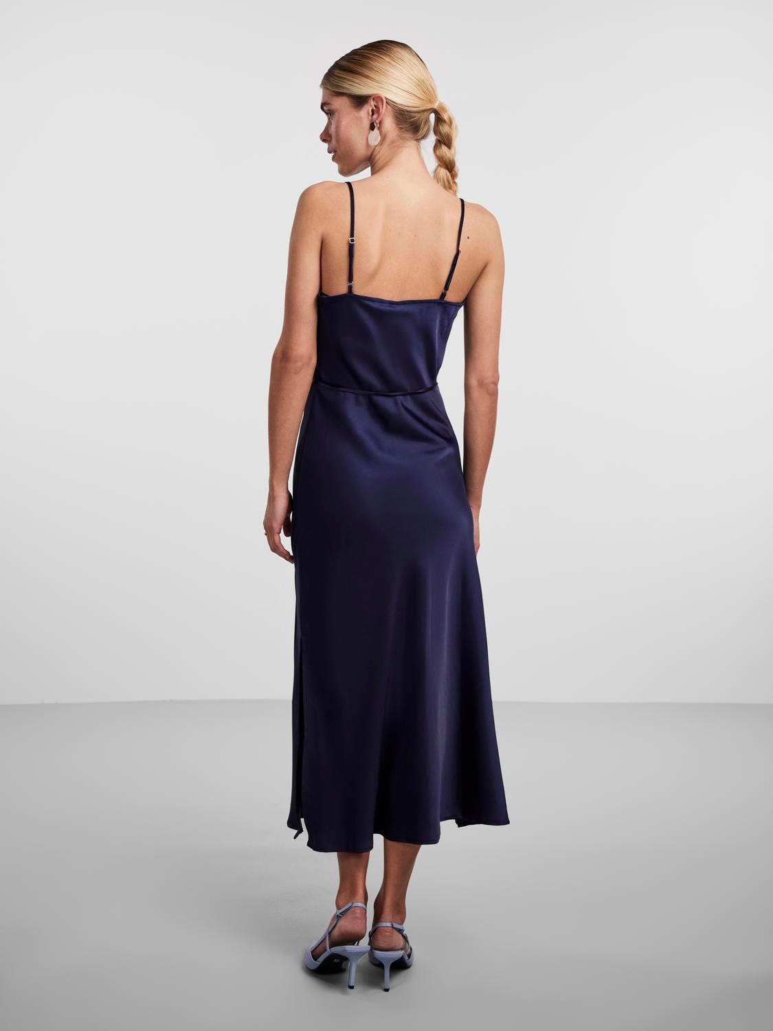 Y.A.S Spaghettikleid »YASTHEA STRAP LONG DRESS S. NOOS«