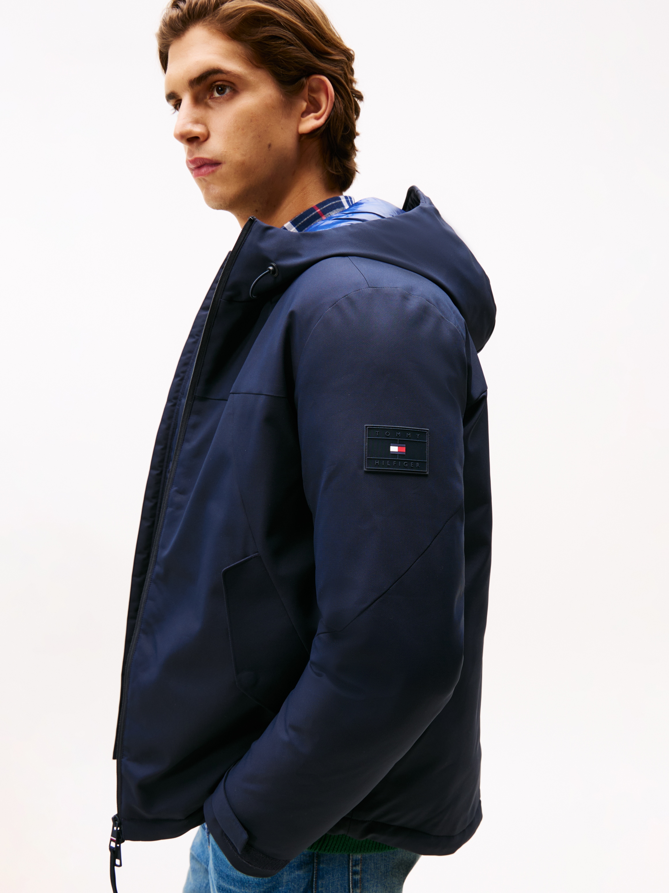 Tommy Hilfiger Funktionsjacke »TECH HOODED SHORT PADDED JACKET« mit Kapuze Winterjacke, Outdoorjacke wasserabweisend