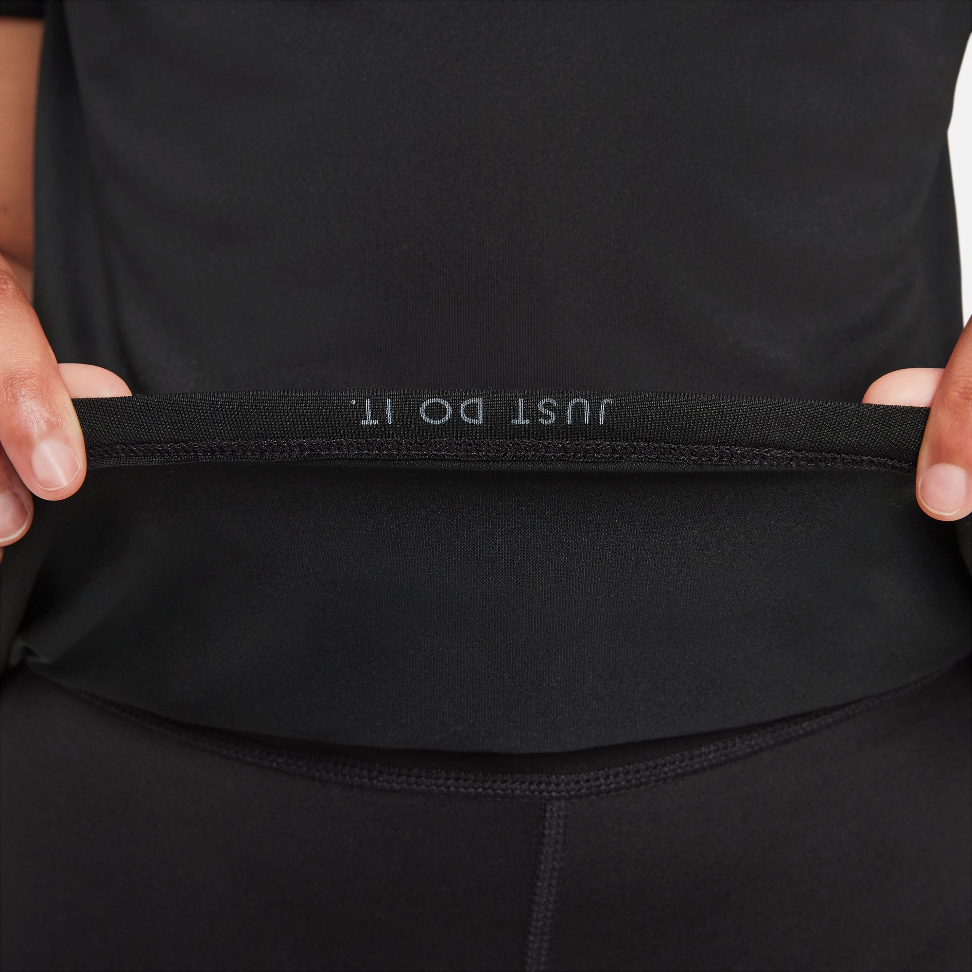 Nike Trainingsshirt »DRI-FIT ONE BIG KIDS' (GIRLS') SHORT-SLEEVE TRAINING TOP«