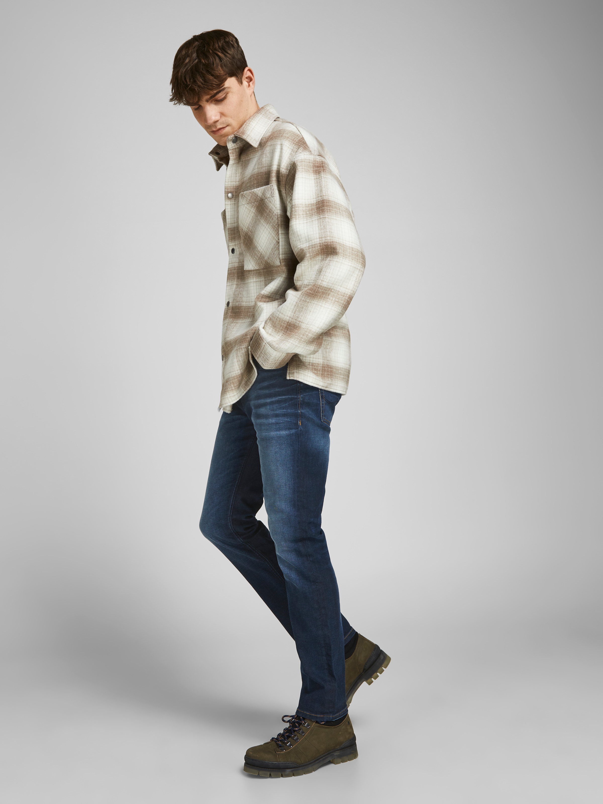 Jack & Jones »JJICLARK mit Used-Look und Stretch für den Alltag« mit Abriebeffekten