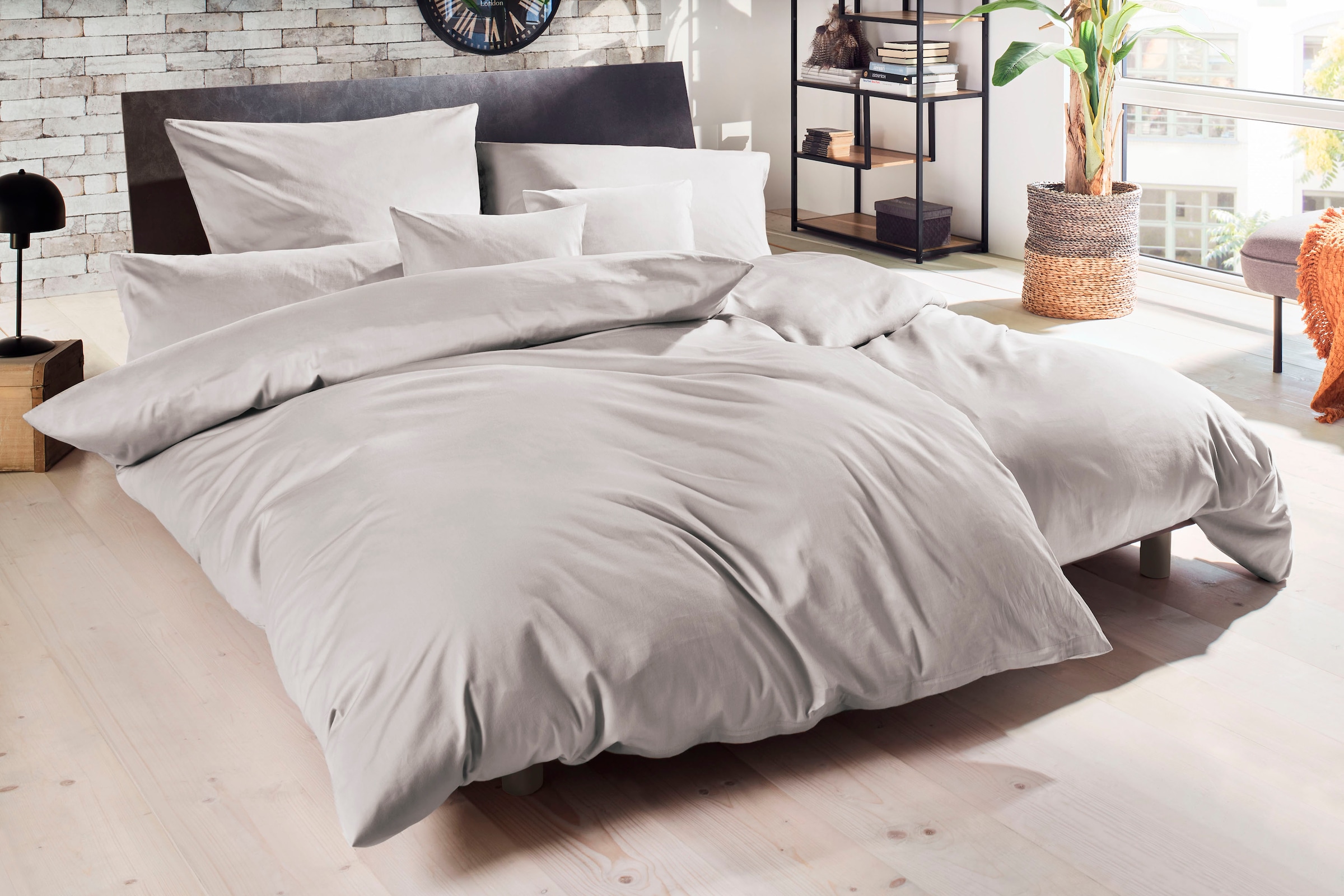 Primera Bettwäsche "Uni Luxus-Satin in Gr. 135x200, 155x220 oder 200x200 cm" 2 Stk. Bettwäsche aus Baumwolle, unifarbene Bettwäsche mit Reißverschluss
