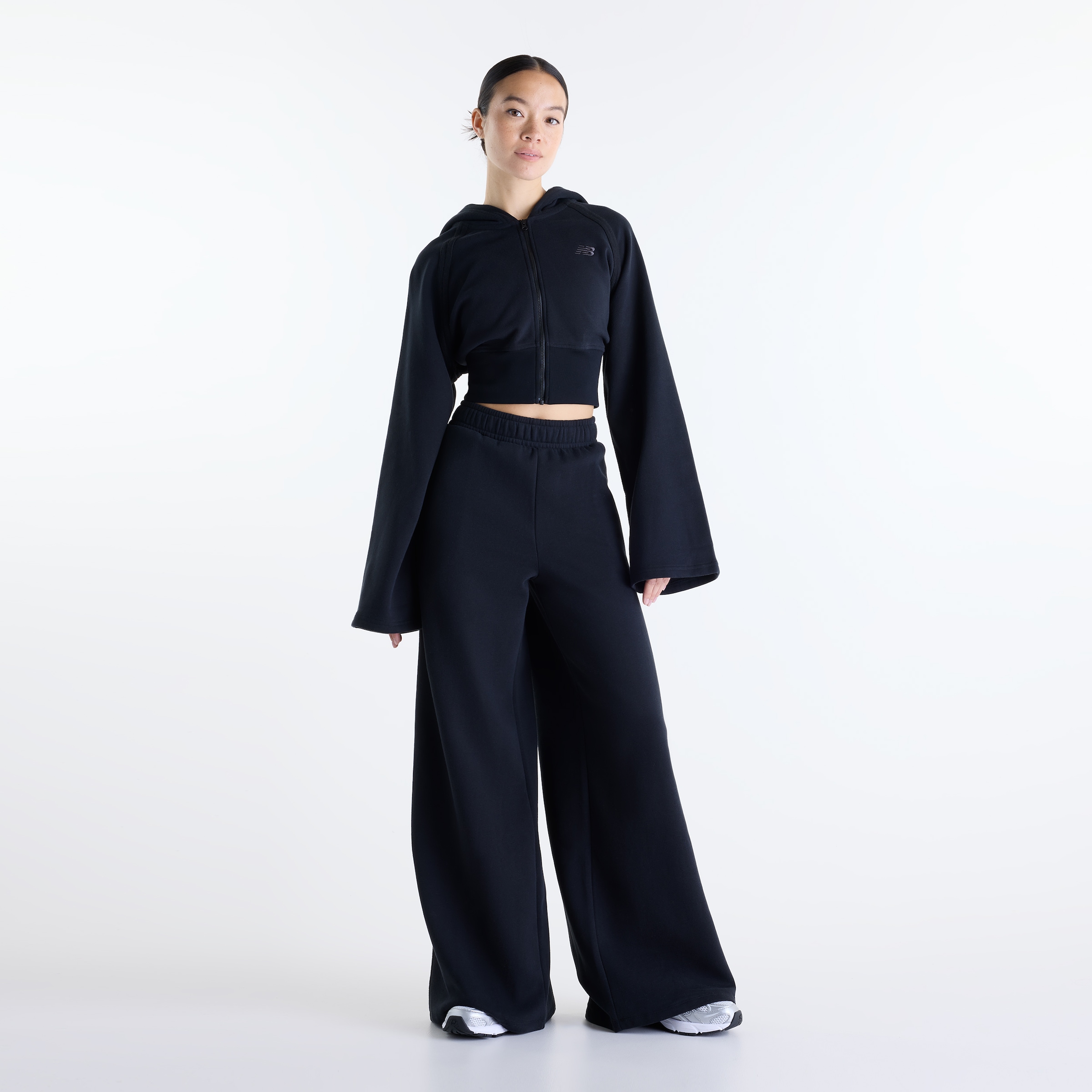 New Balance Sweathose »BRUSHED COASTAL FLEECE PANT«  normale Weite, aus Baumwolle und Polyester, für Erwachsene