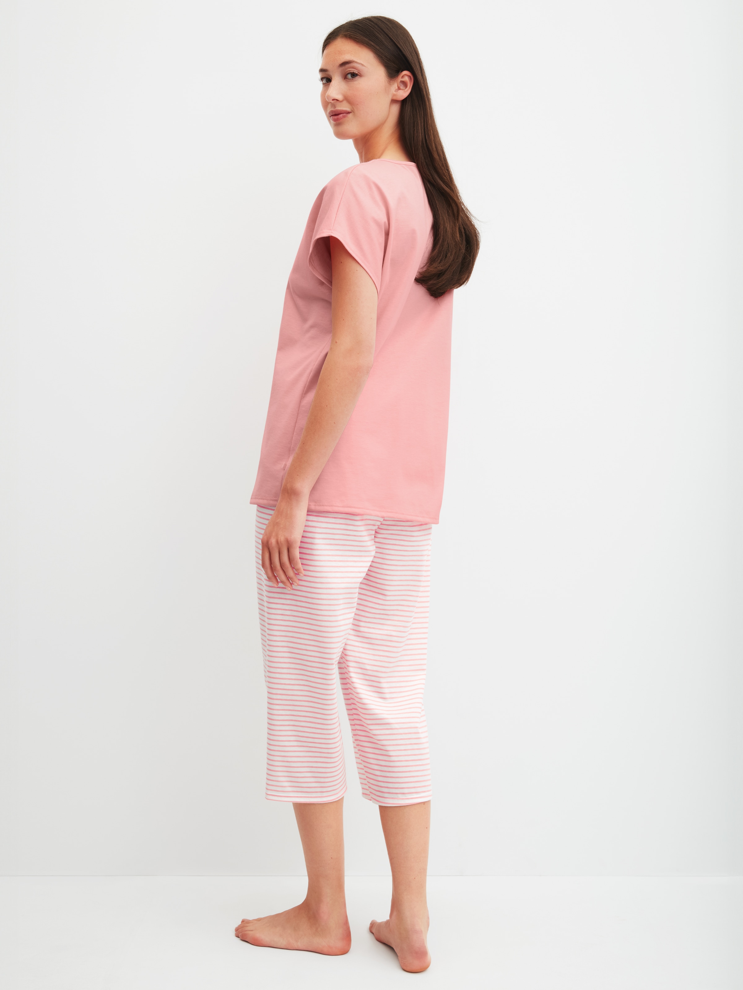 CALIDA Capri-Pyjama »Lovely Nights« 2 mit kurzem Arm und Rundhalsausschnitt, weiche Single-Jersey Qualität