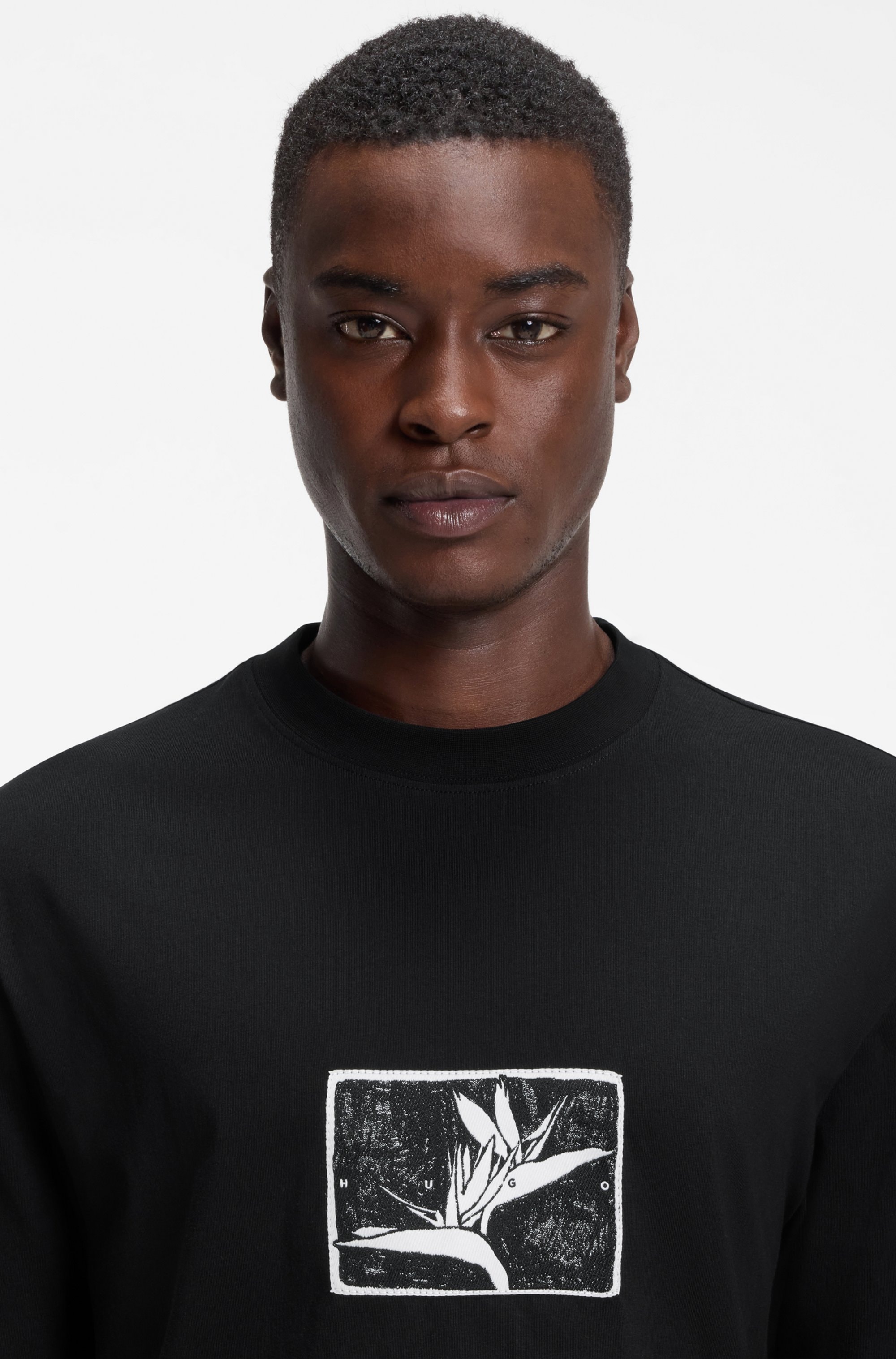 HUGO T-Shirt »Darise« Reine Baumwolle, Relaxed Fit, HUGO-Print