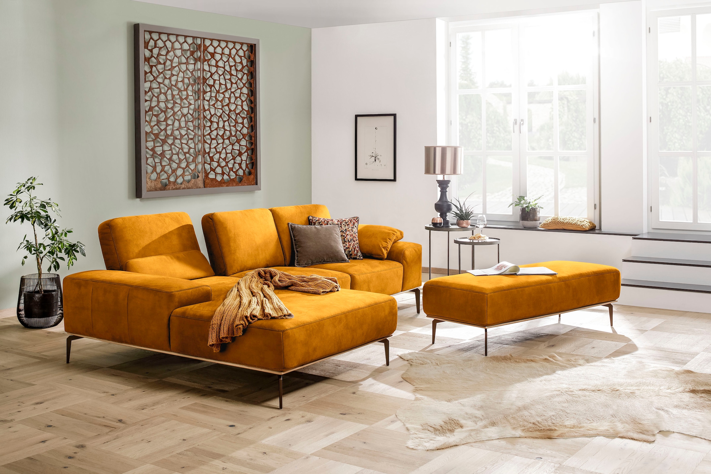 W.SCHILLIG Ecksofa »run, Designsofa mit tollem Sitzkomfort, bequem, L-Form«, mit Holzsockel, Füße in Bronze pulverbeschichtet, Breite 279 cm