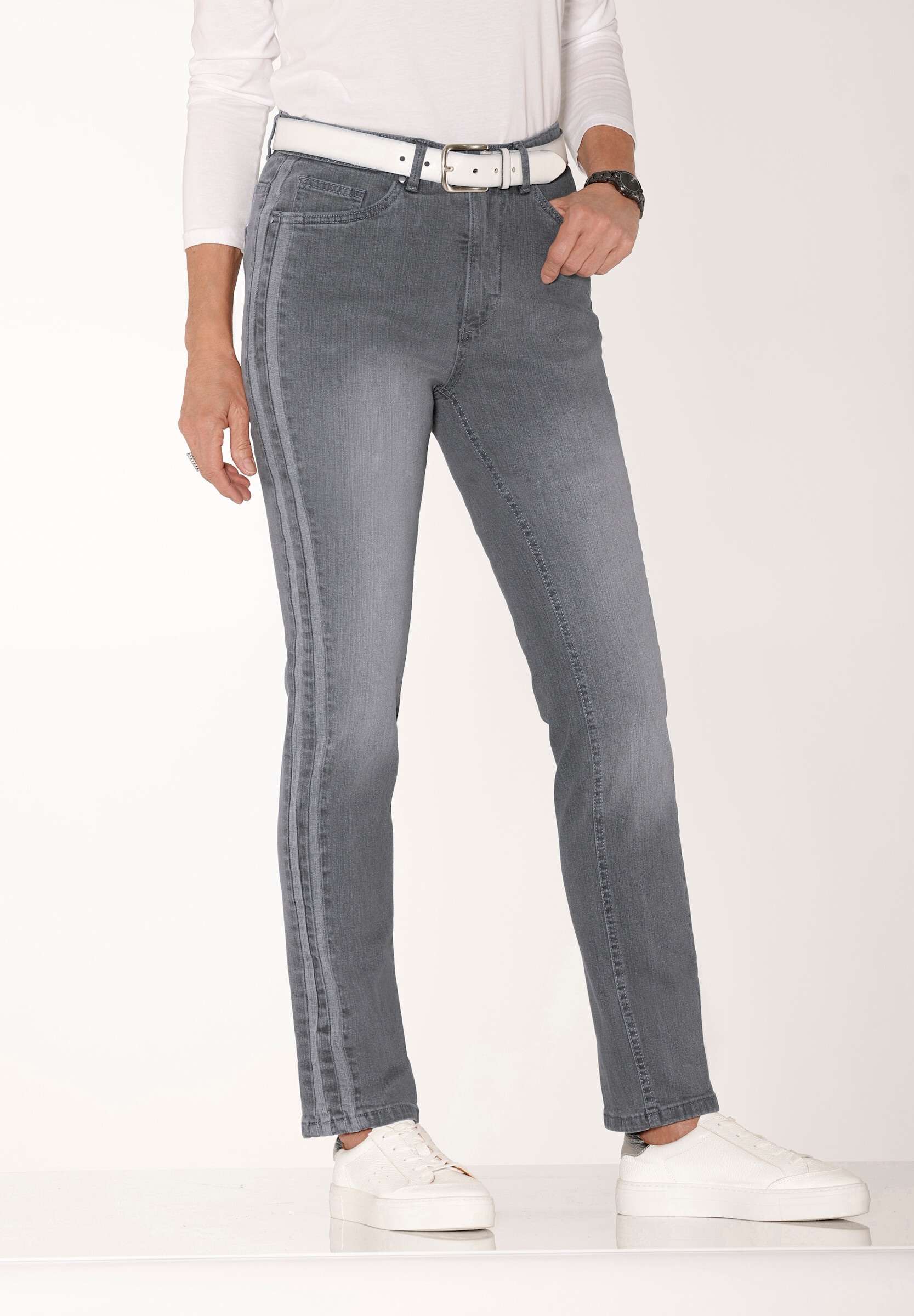 Witt Bequeme Jeans »Jeans Gerade Jeans mit seitlichen Kontraststreifen«