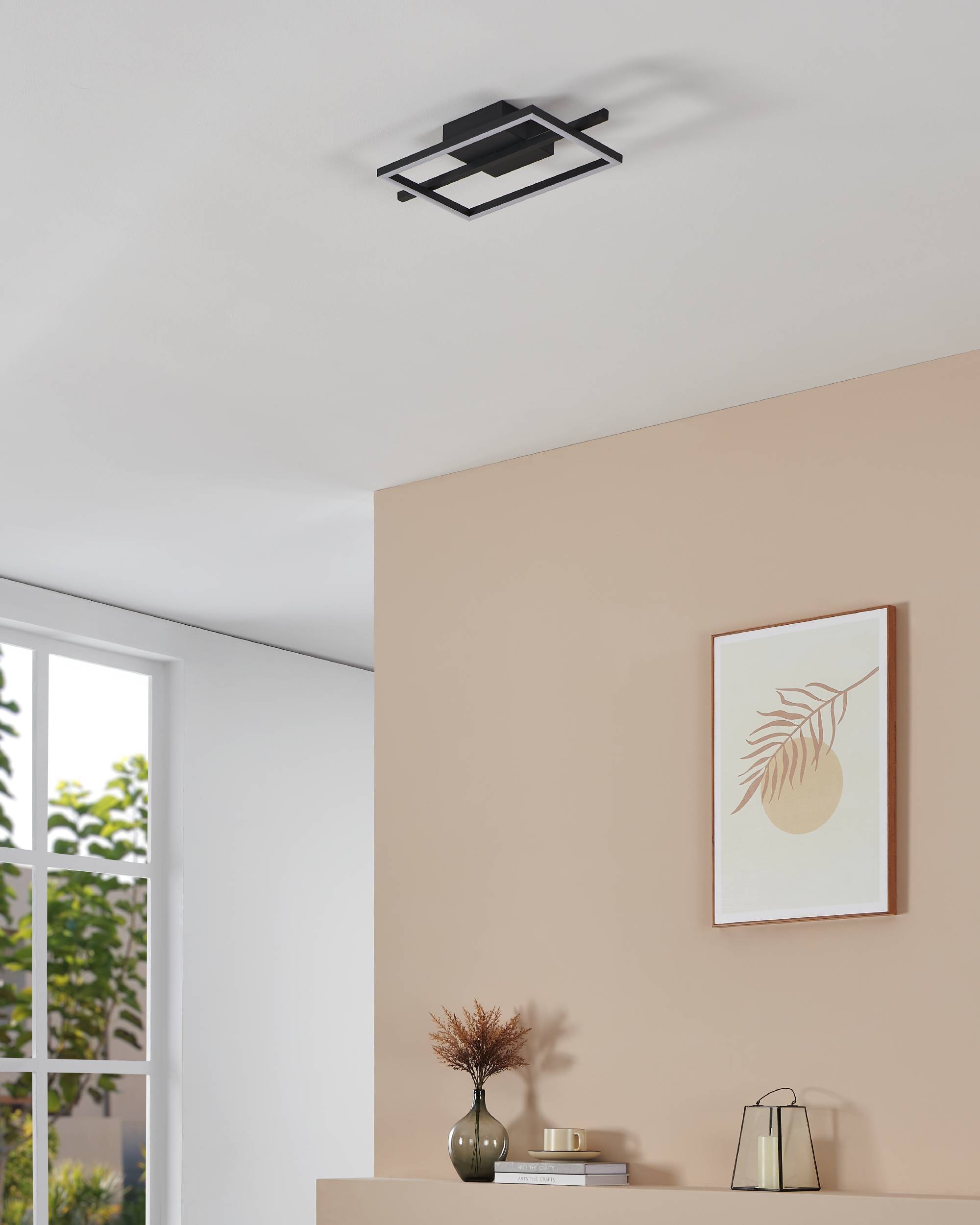 EGLO Deckenleuchte »Amandolo Deckenlampe RGB Backlight Fernbedienung inkl. geometrisch« LED-Modul 1 Stk. Kaltweiß | RGB Wand-/Deckenleuchte - L40 x B20 x H6,5 cm - schwarz - 17W inkl.