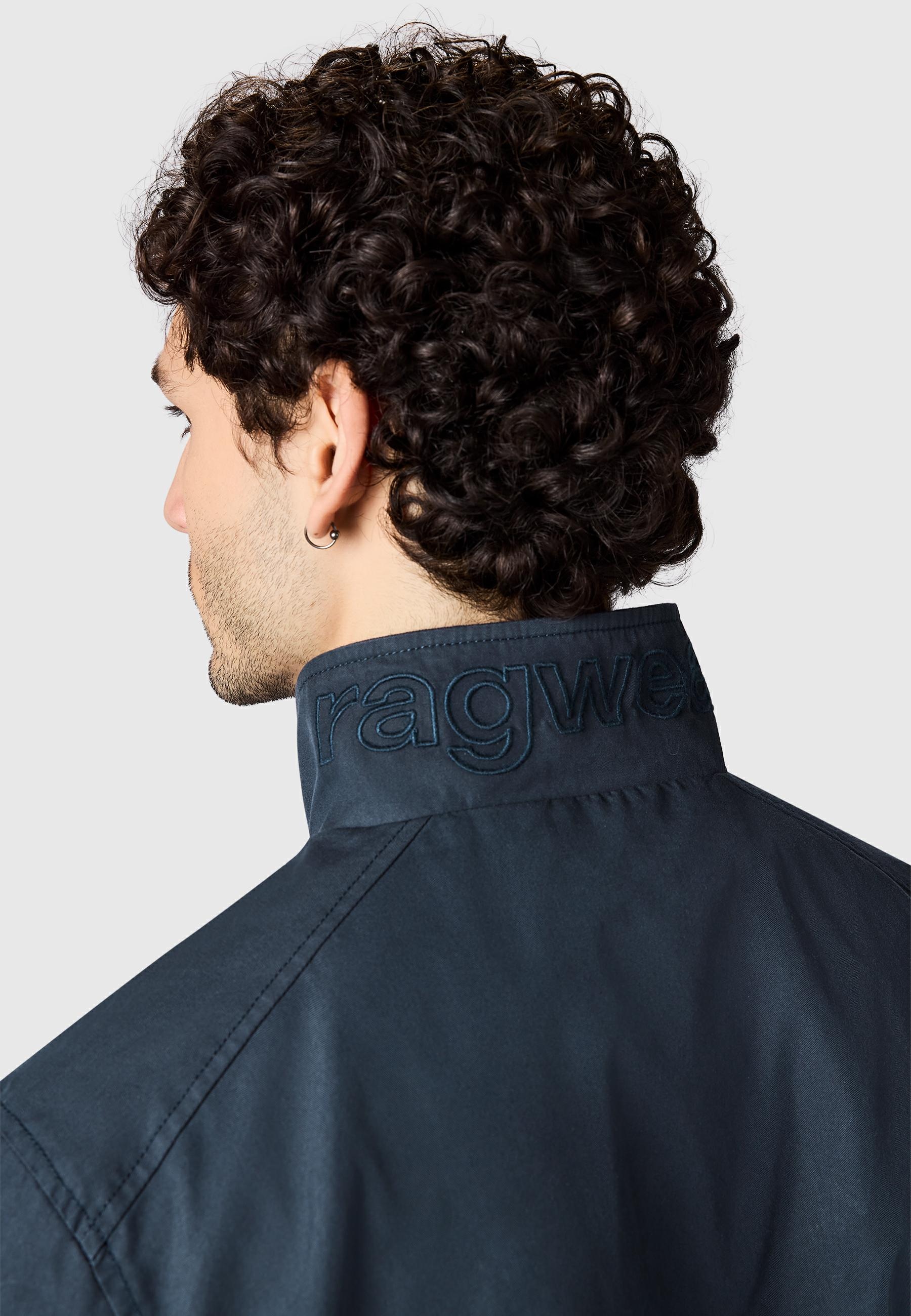 Ragwear Outdoorjacke »Outdoorjacke Izzyk YOUMODO« ohne Kapuze Leichte Übergangsjacke mit Stehkragen