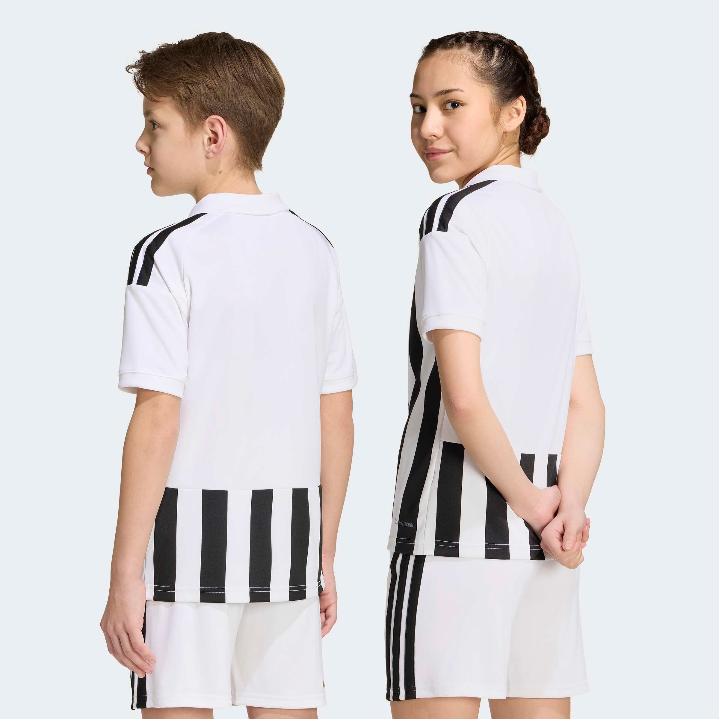 adidas Performance Fußballtrikot »JUVENTUS TURIN 26/27 KIDS HEIMTRIKOT« mit Climacool Technologie, mit traditionellem Kragen, mit 3-Streifen