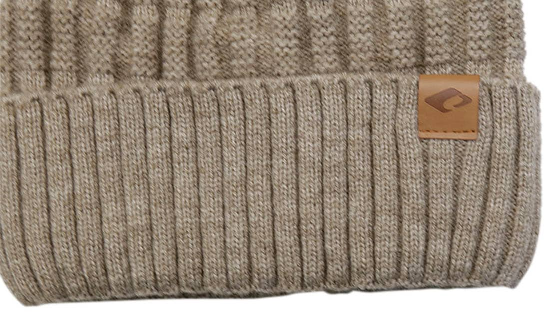 chillouts Beanie »Bruno Hat«, mit dezentem Logo