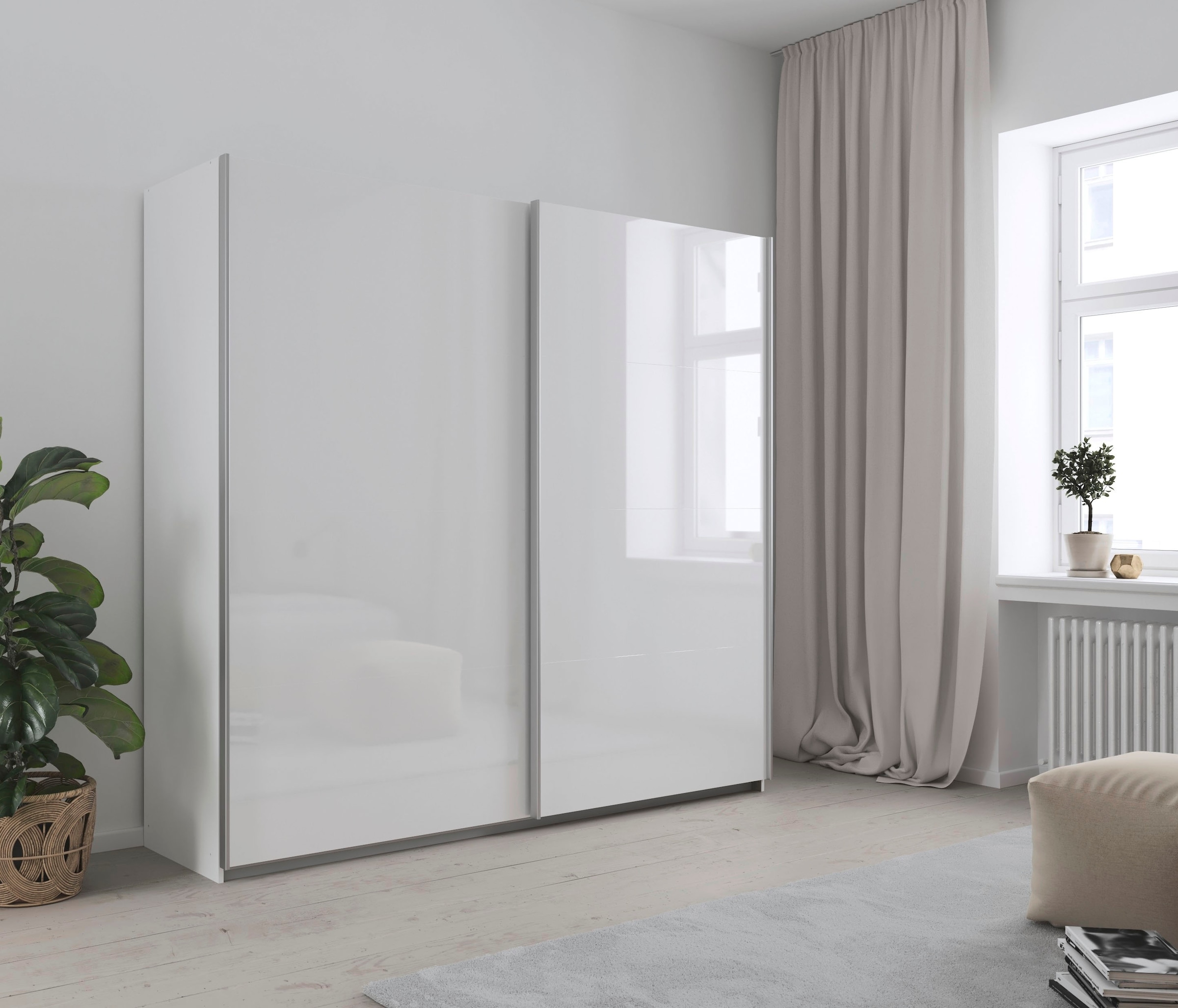 INOSIGN BY RAUCH Schwebetürenschrank »Kleiderschrank Schrank Garderobe Schlafzimmerschrank THANOS«, (in 3 verschiedenen Ausstattungen BASIC/CLASSIC/PREMIUM), Optional mit Spiegel, Metall-Griffleisten alufarben MADE IN GERMANY