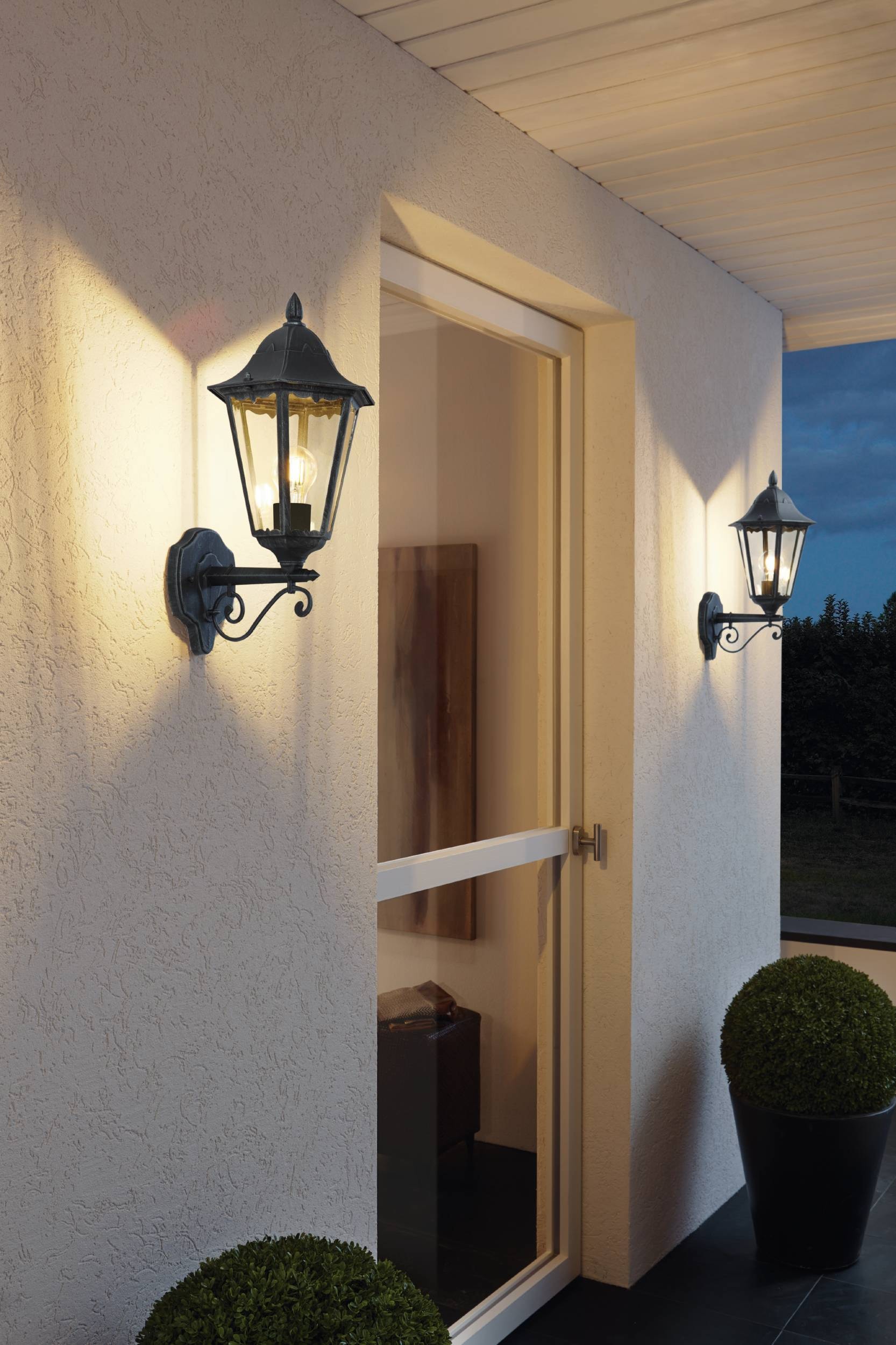 EGLO Wandleuchte »Navedo Außen-Wandlampe, Wandlampe aus Aluguss und Glas, E27, IP44« E27 1 Stk. Wand-/Deckenleuchte - L20 x H47,5 x AL28,5 cm - schwarz, silber-patina