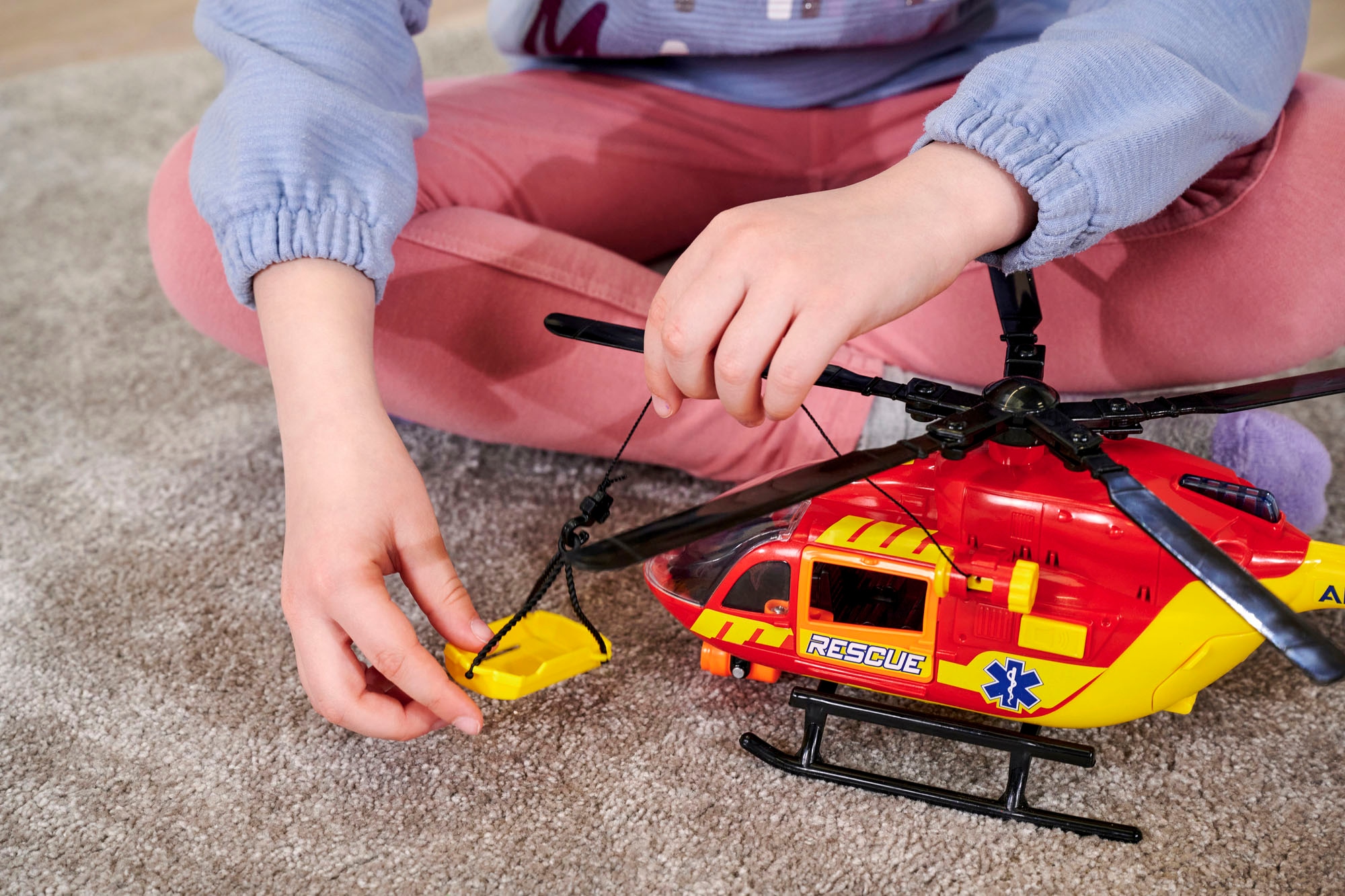 Dickie Toys Spielzeug-Hubschrauber »Ambulance Helicopter«, mit Licht und Sound