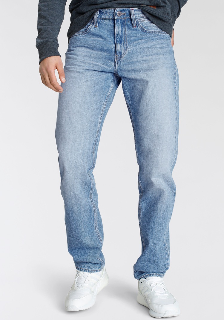 Loose-fit-Jeans »AlecAK«, Ökologische, wassersparende Produktion durch Ozon Wash
