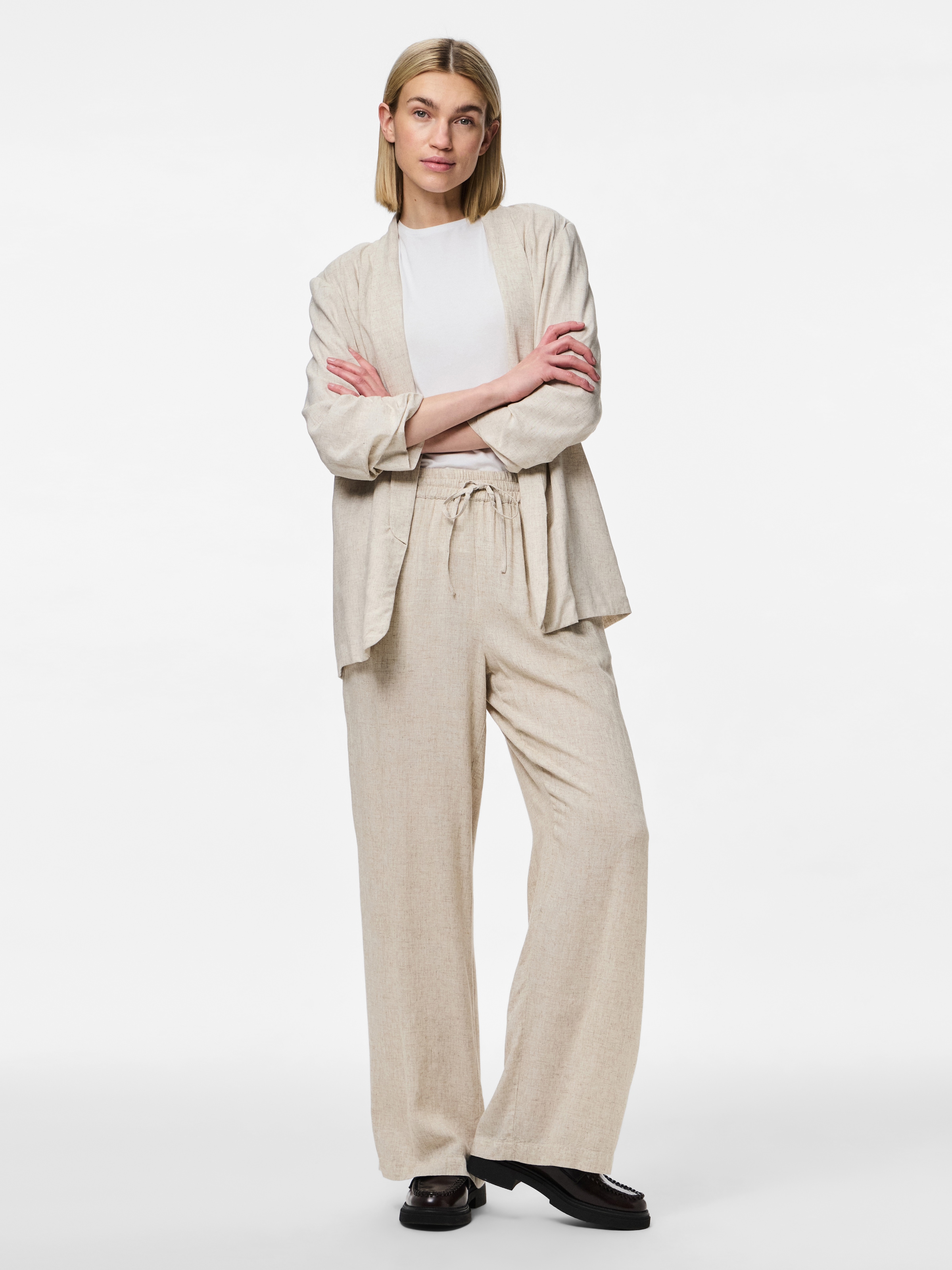 pieces Schlupfhose »PCPIA HW WIDE PANTS WVN NOOS«, mit Leinen