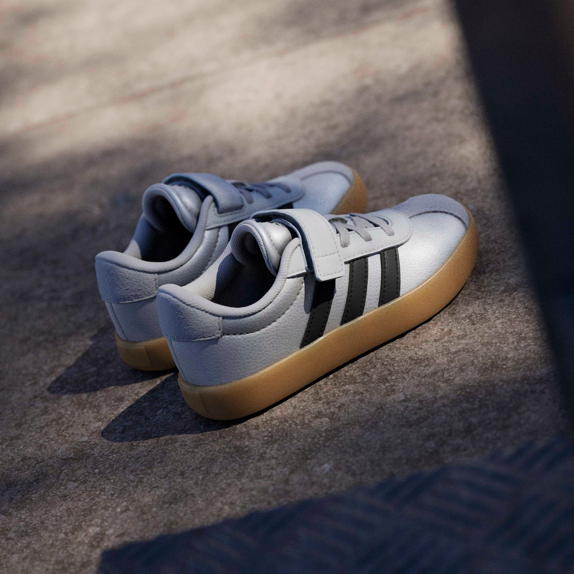 adidas Sportswear Sneaker »VL COURT 3.0 KIDS«  inspiriert vom Design des adidas samba, für Kinder & Jugendliche