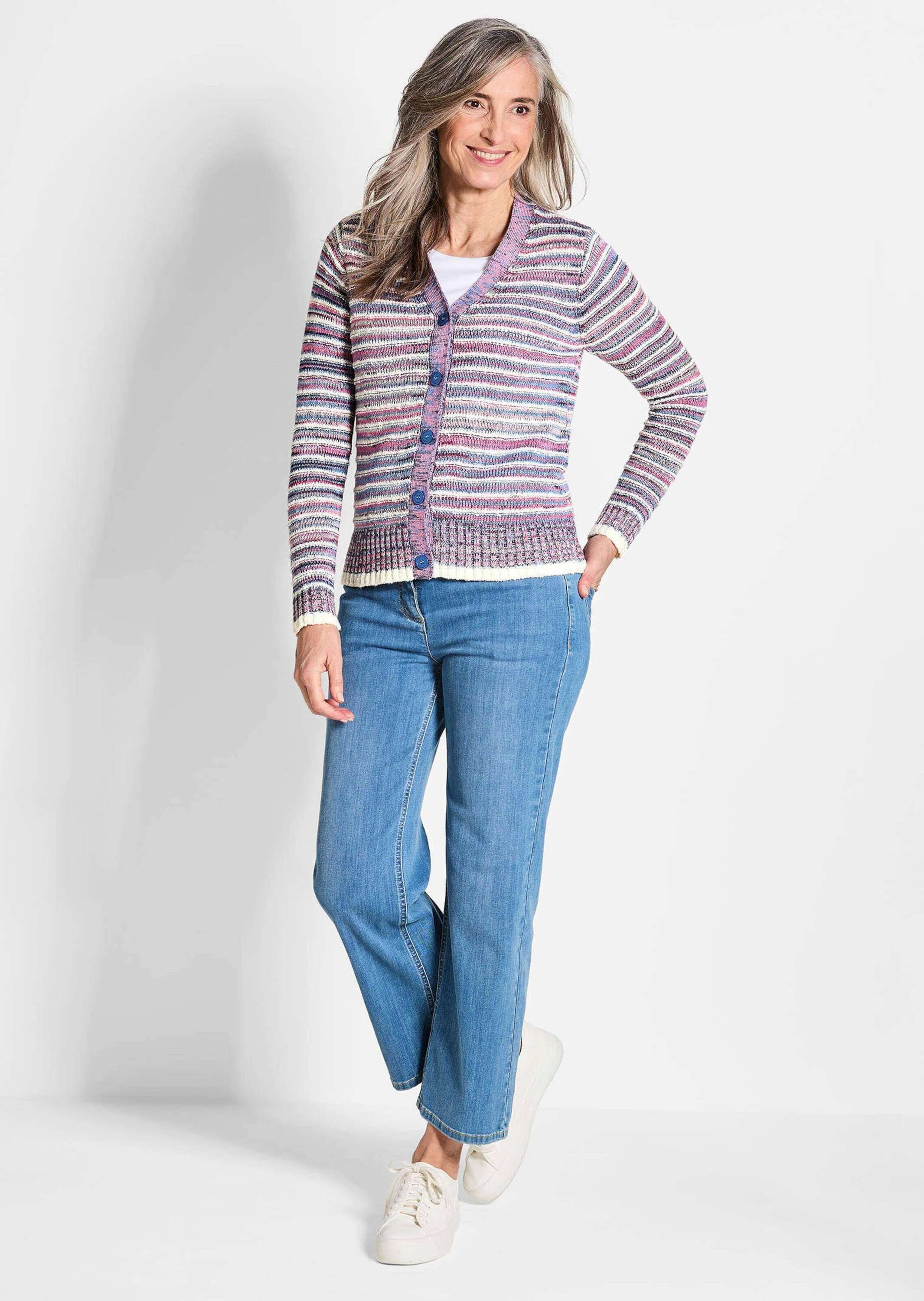GOLDNER Strickjacke »Kurzgröße Langarm Jacke Damen mit Grafikmuster und V-Ausschnitt«