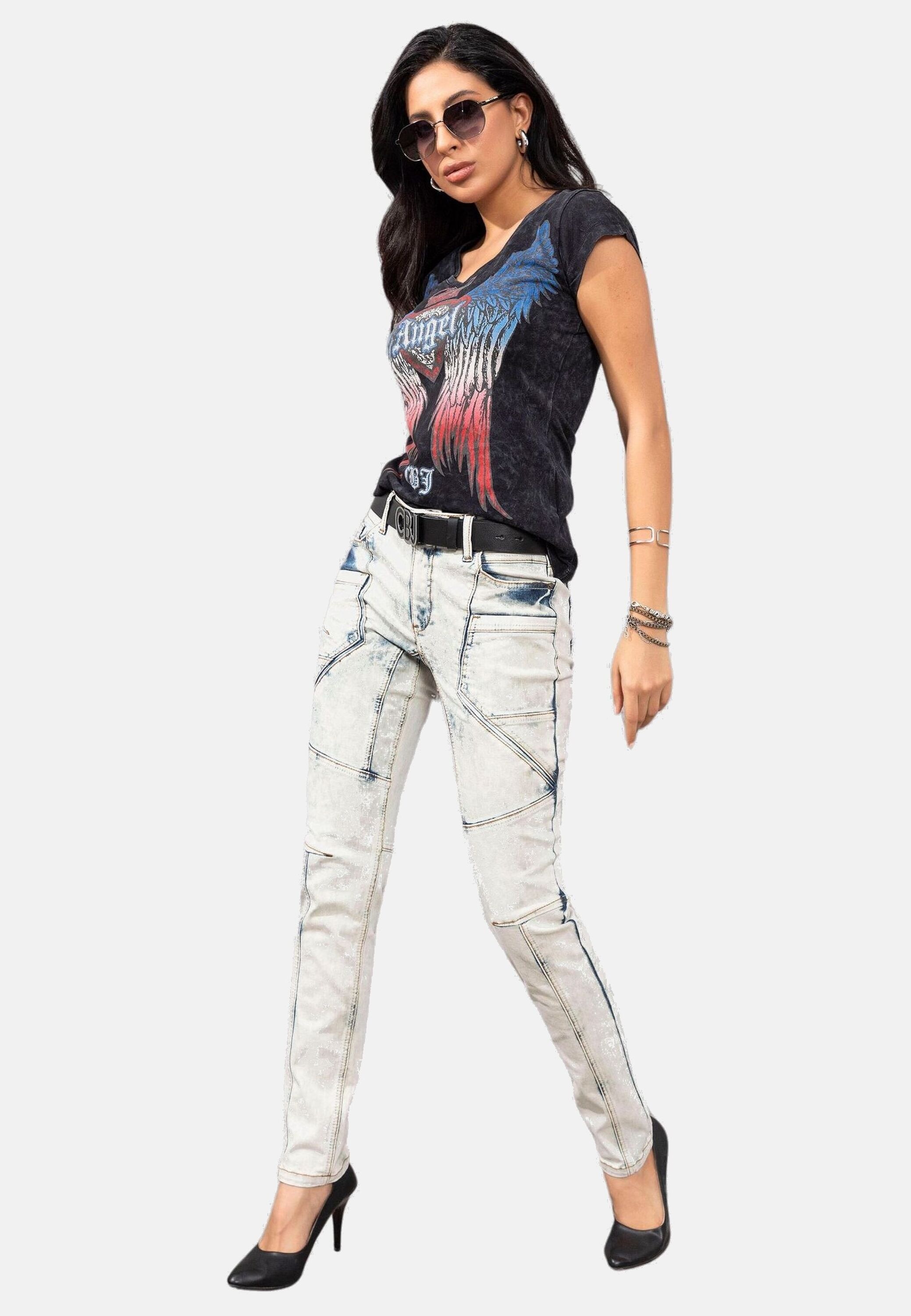 Cipo & Baxx Slim-fit-Jeans »Cipo & Baxx Jeans« mit extravagantem Nahtdesign, WD382