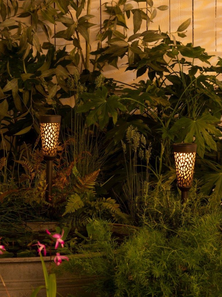 LUXFORM Gartenleuchte »Luxform Solar Torch Swansea« LED-Modul 1 Stk. Warmweiß LED-Gartenleuchte, Solarenergie, IP46