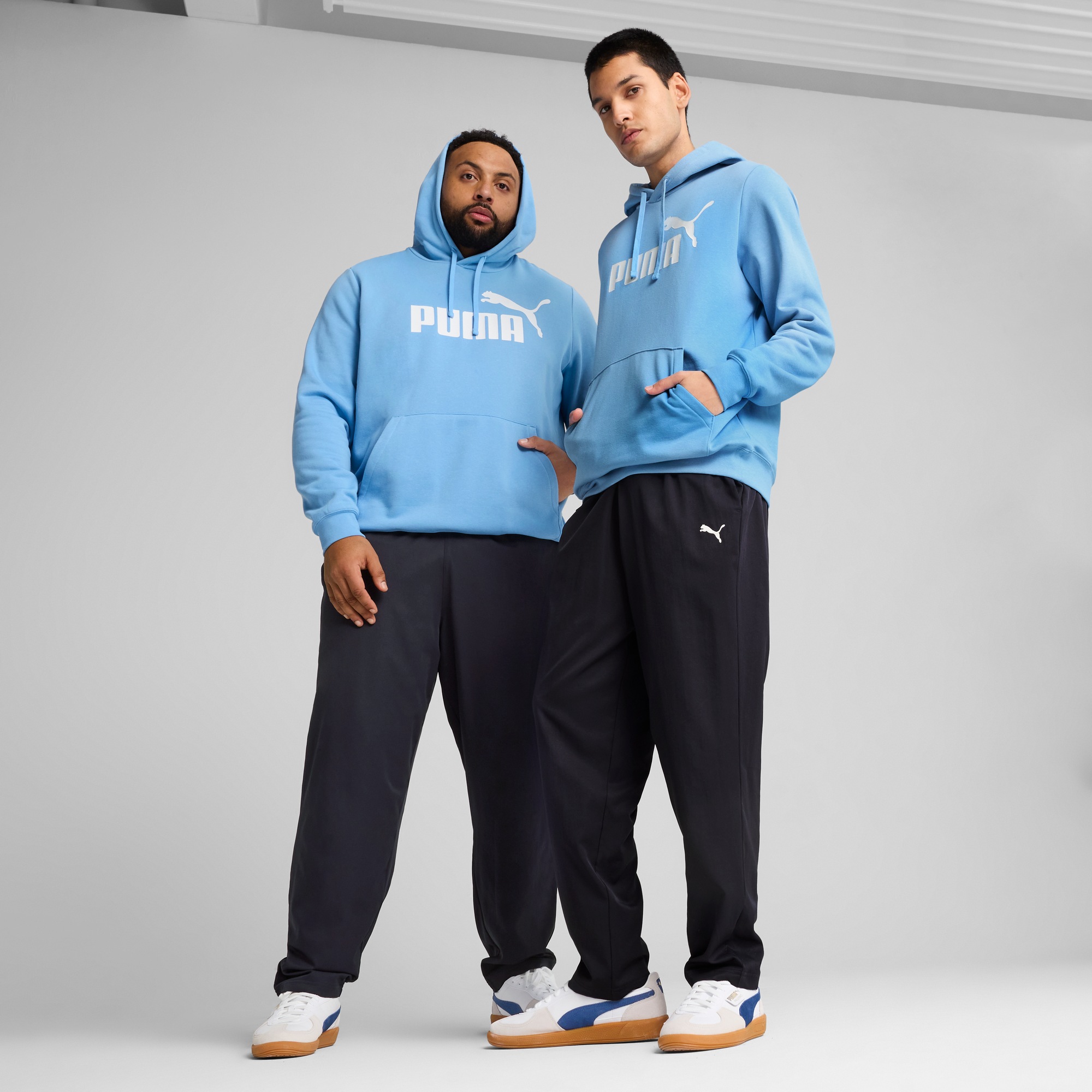 PUMA Trainingshose »ESS WOVEN PANTS OP«, Webmaterial, dryCELL: Performance-Technologie