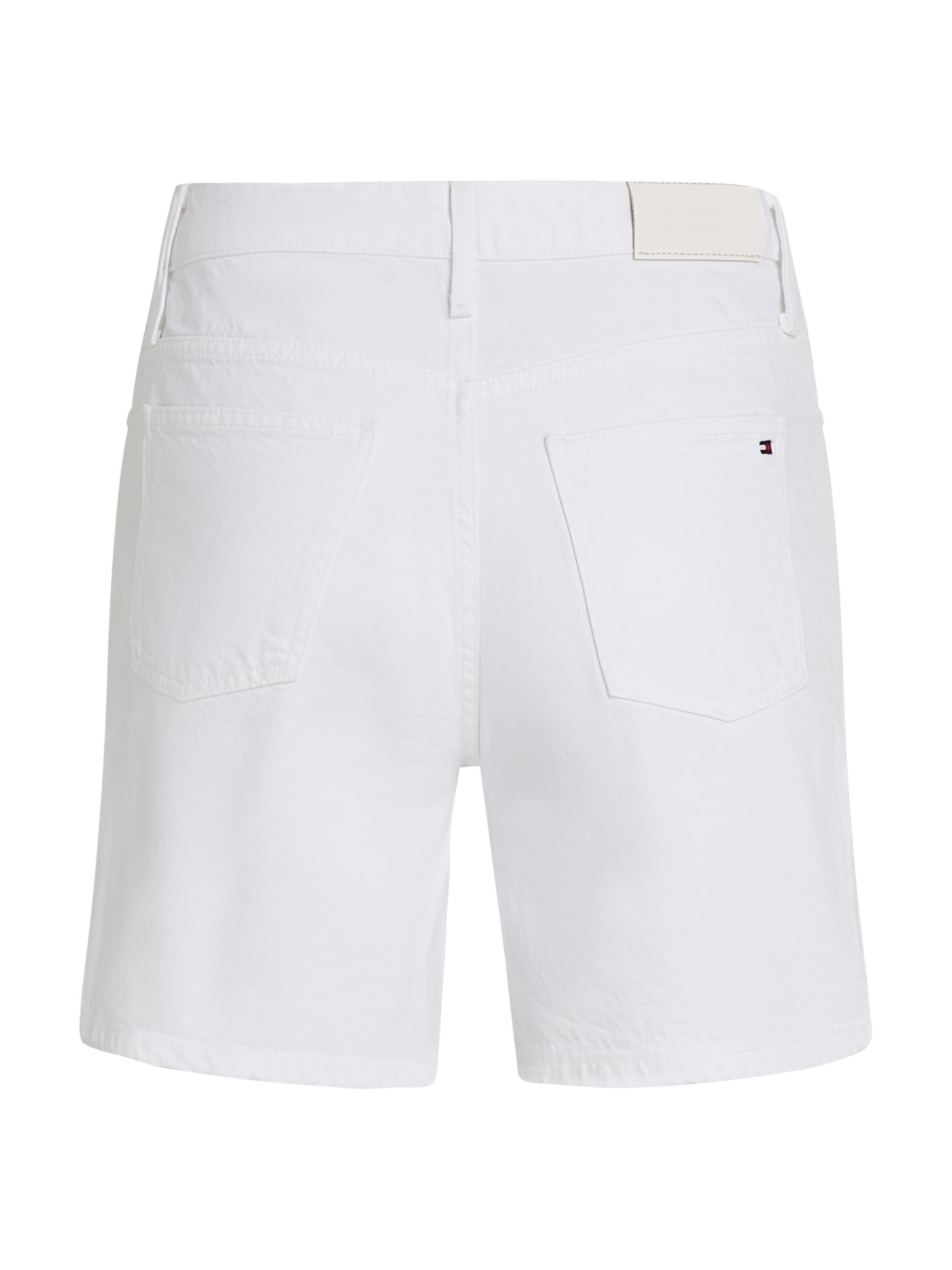 Tommy Hilfiger Shorts »DNM STRAIGHT SHORT RW WHITE«, mit Logo-Badge